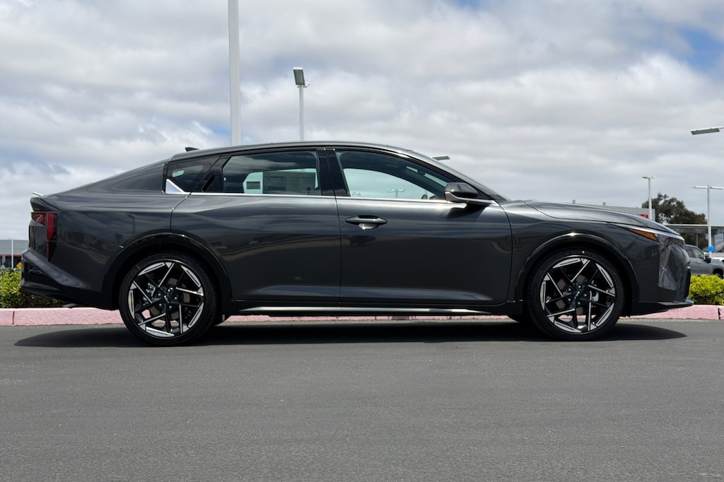 New 2026 Kia K4 GT-Line Sedan