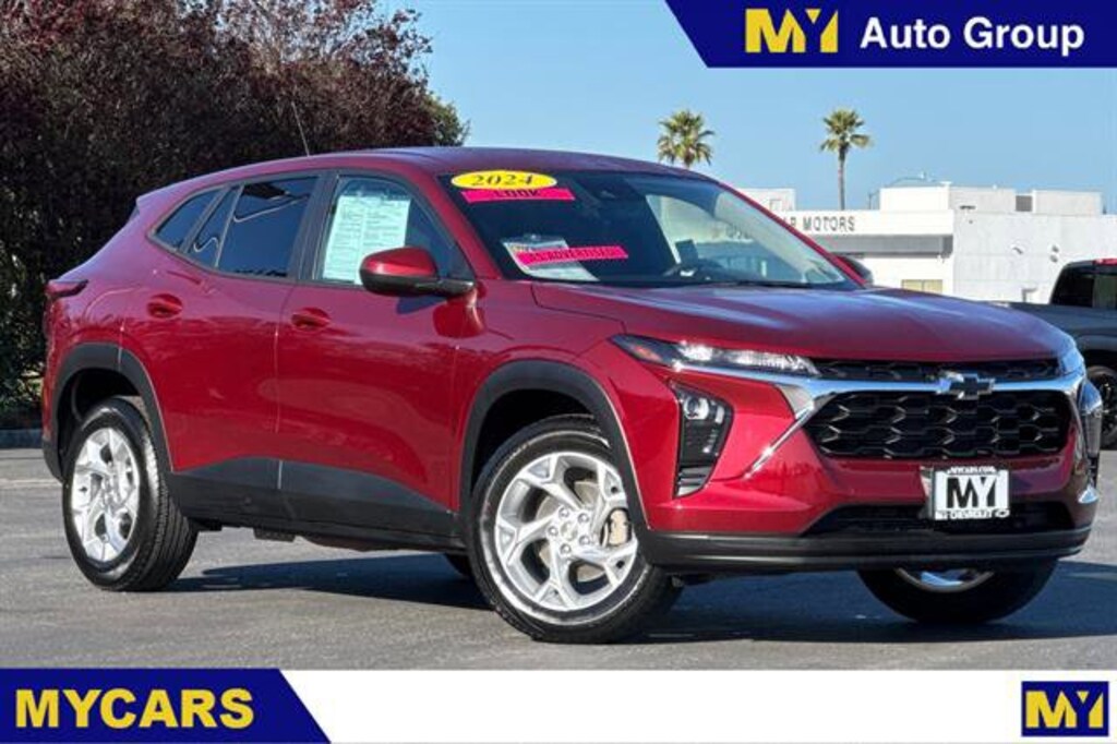 Used 2024 Chevrolet Trax LS SUV