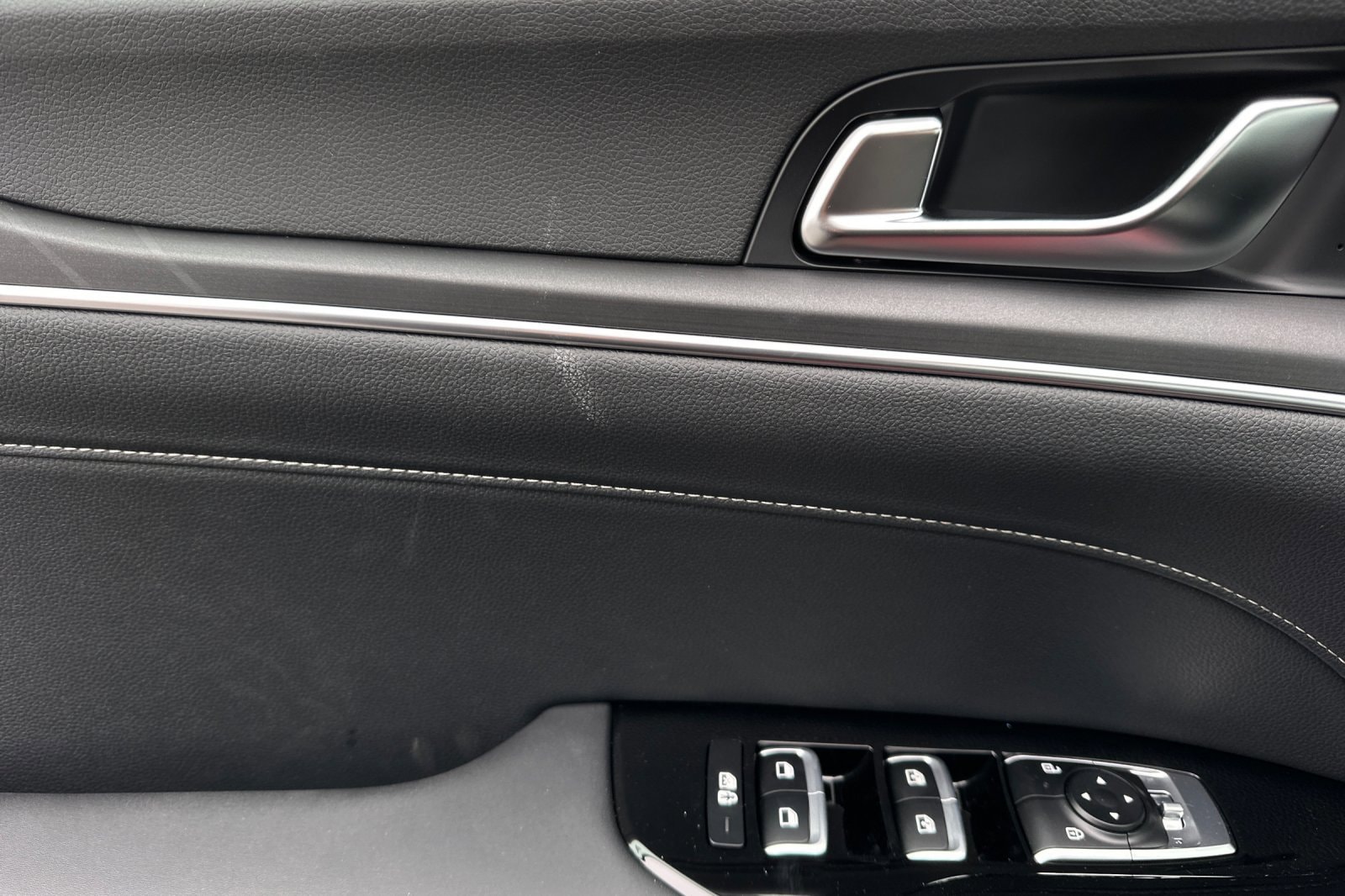 2026 Kia K5 GT-Line - Photo 11