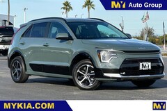 2025 Kia Niro SX SUV