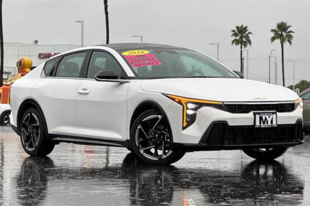 New 2026 Kia K4 GT-Line Sedan