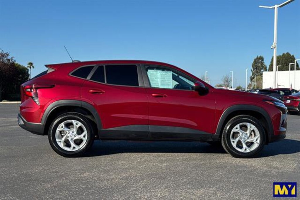 Used 2024 Chevrolet Trax LS SUV