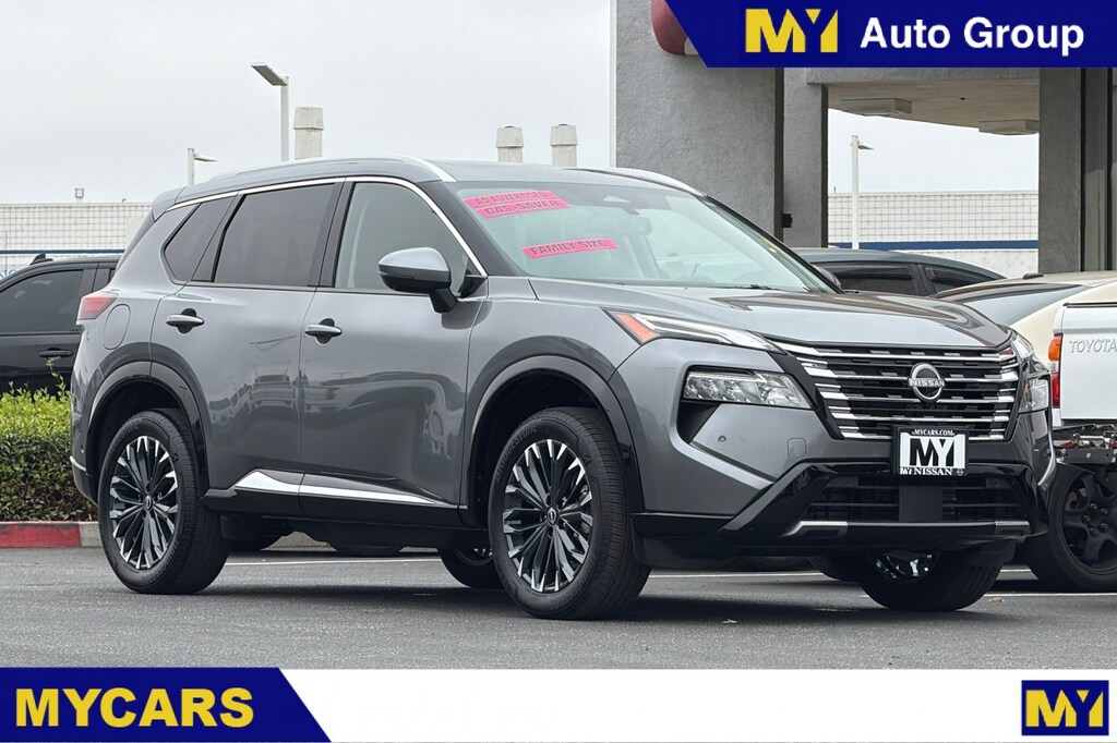 Used 2025 Nissan Rogue Platinum SUV