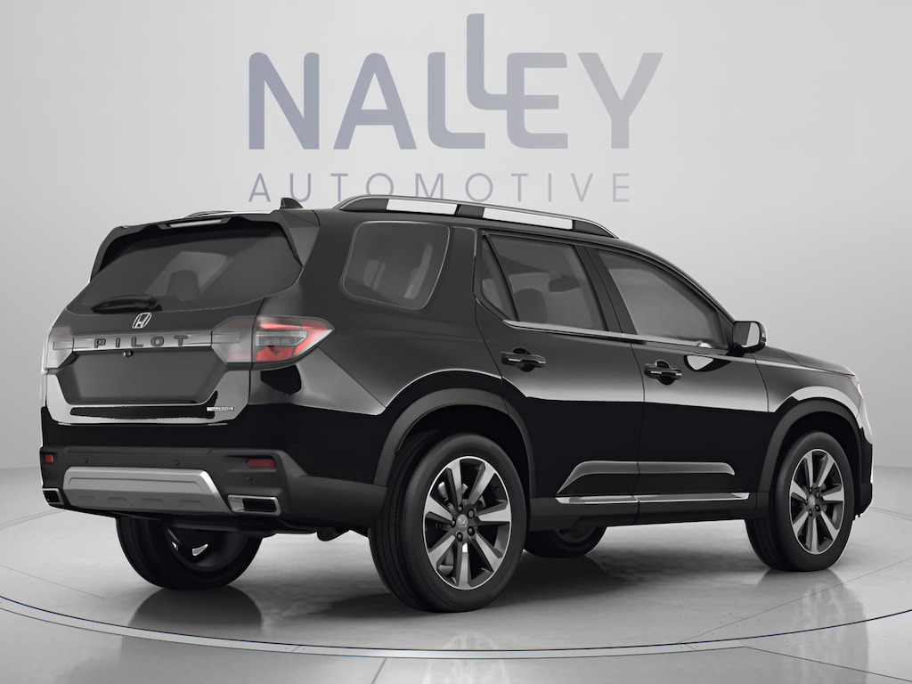 Used 2025 Honda Pilot Touring SUV