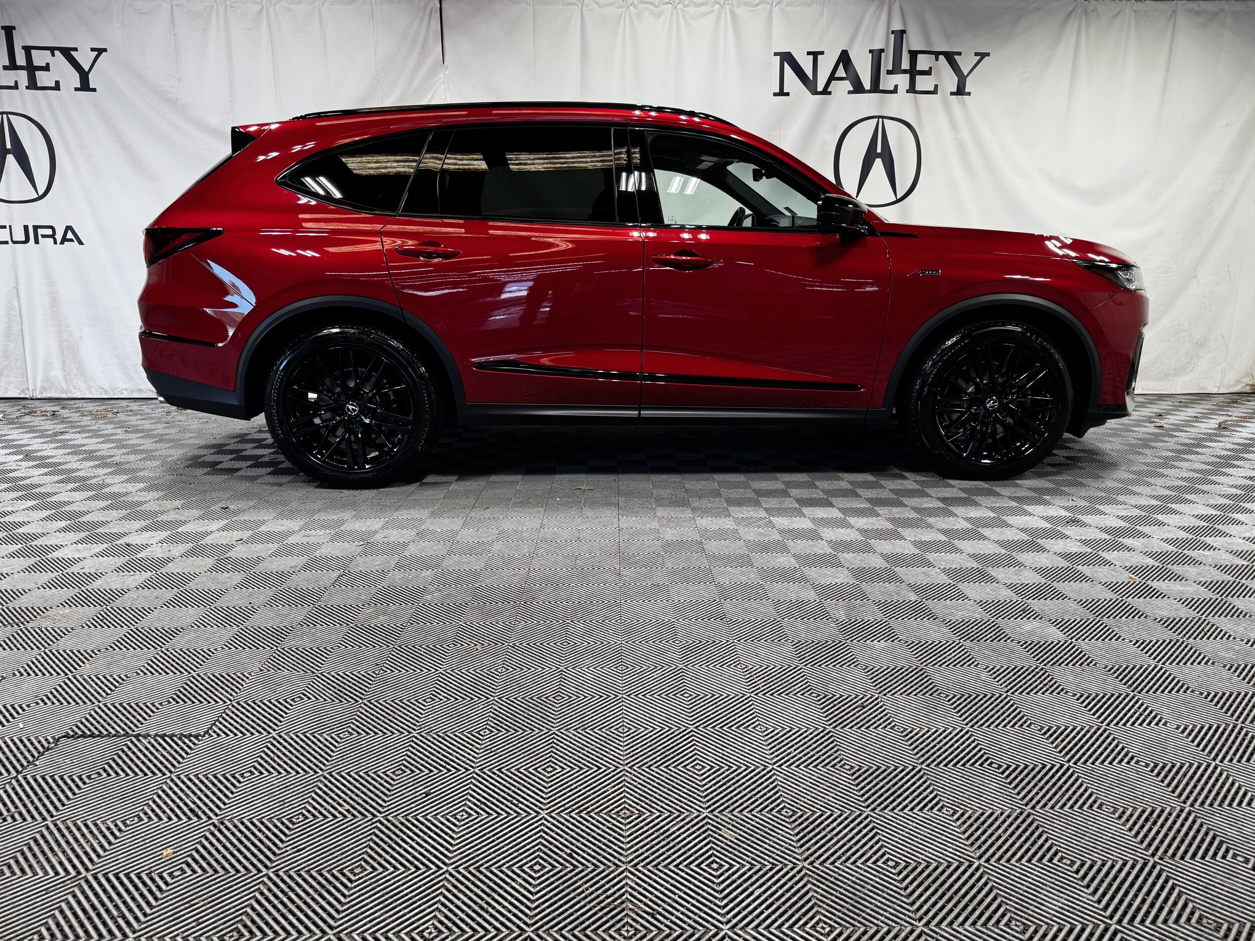 2025 Acura MDX SH-AWD A-Spec Advance photo 2