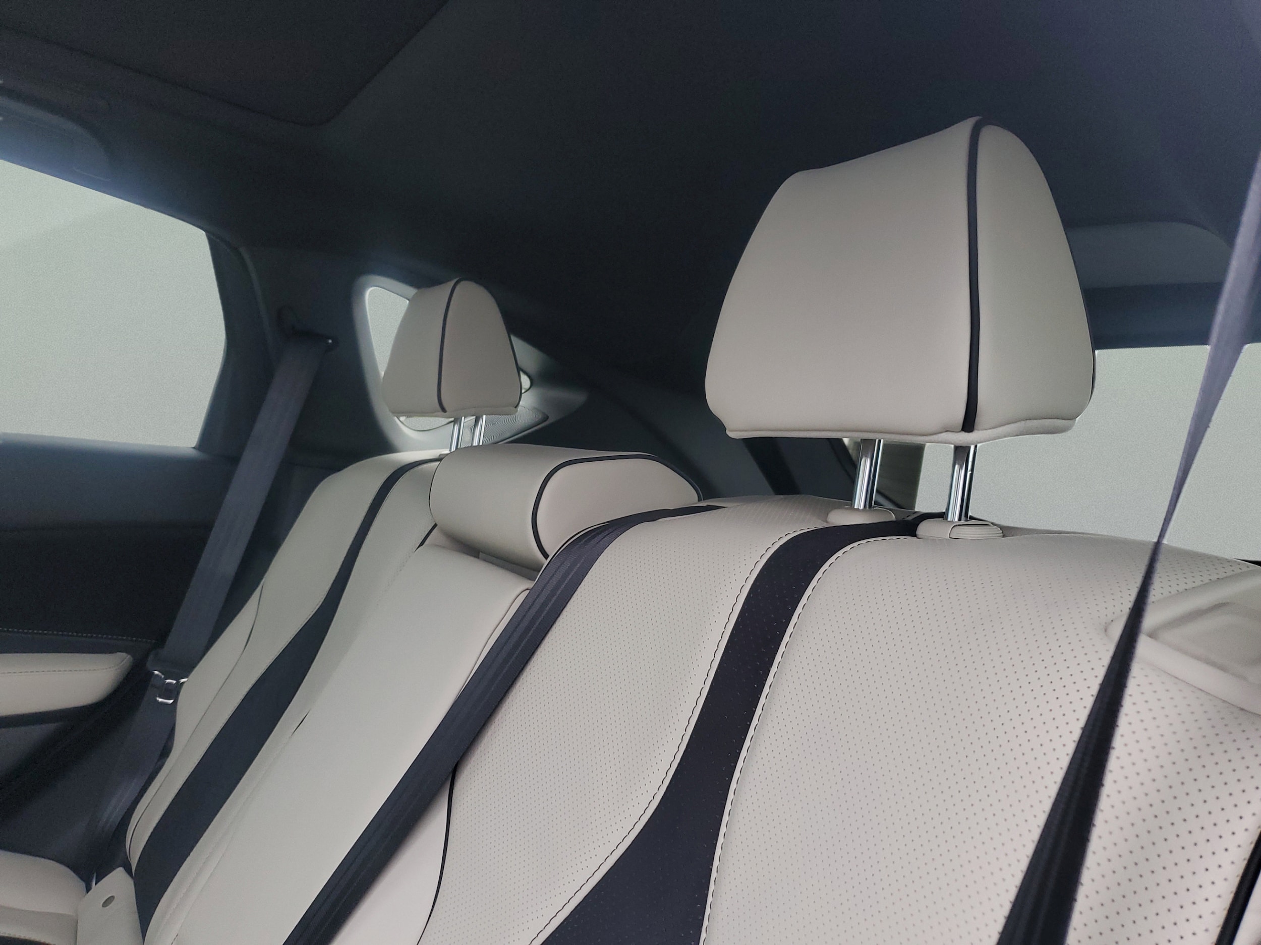 2026 Acura RDX A-Spec Package - Photo 11
