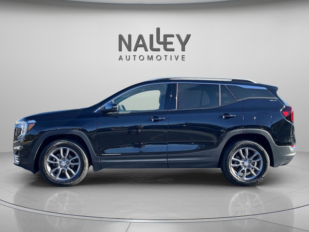 Used 2024 GMC Terrain SLT SUV