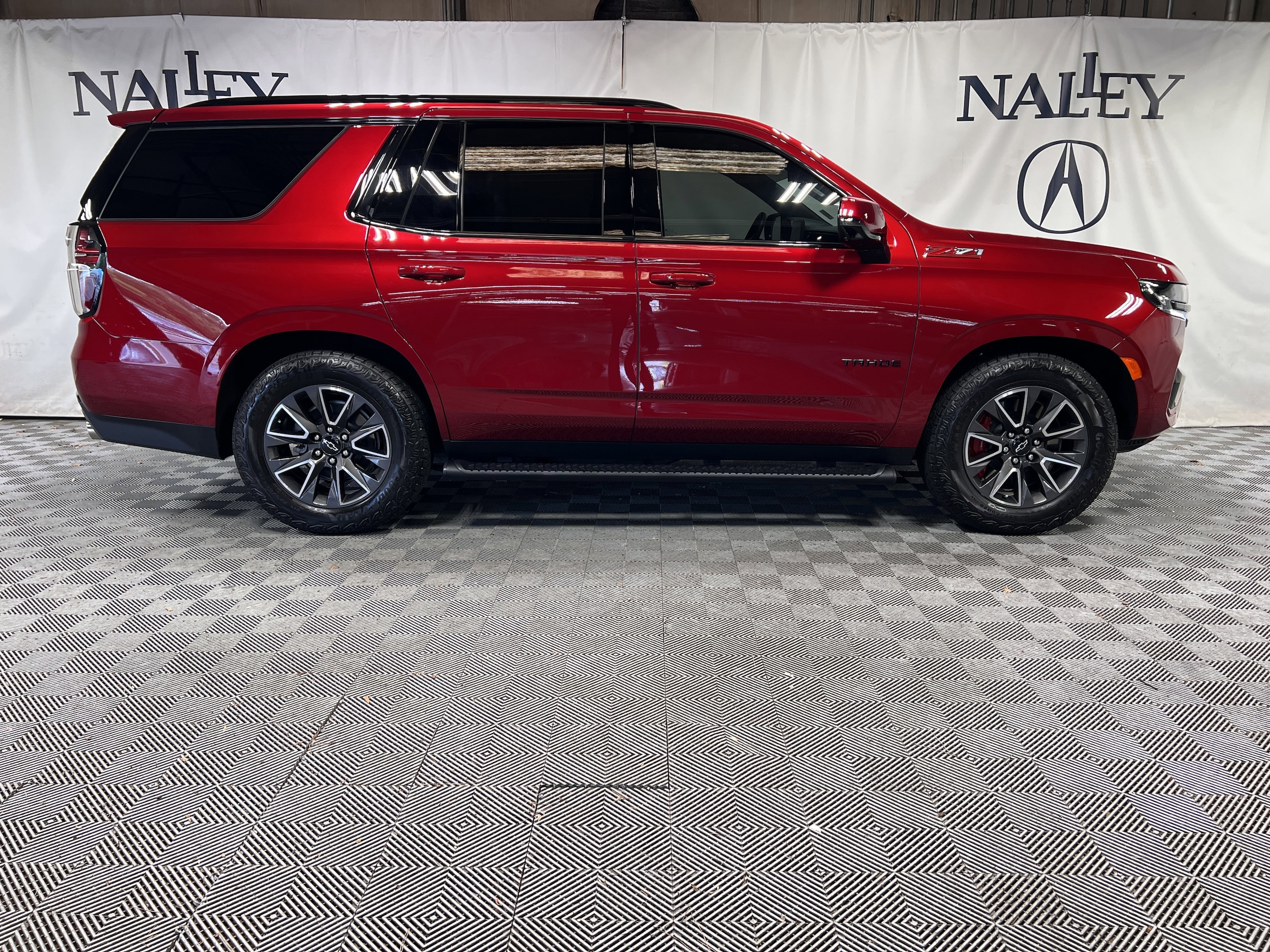 Used 2024 Chevrolet Tahoe Z71 with VIN 1GNSKPKL8RR117098 for sale in Marietta, GA