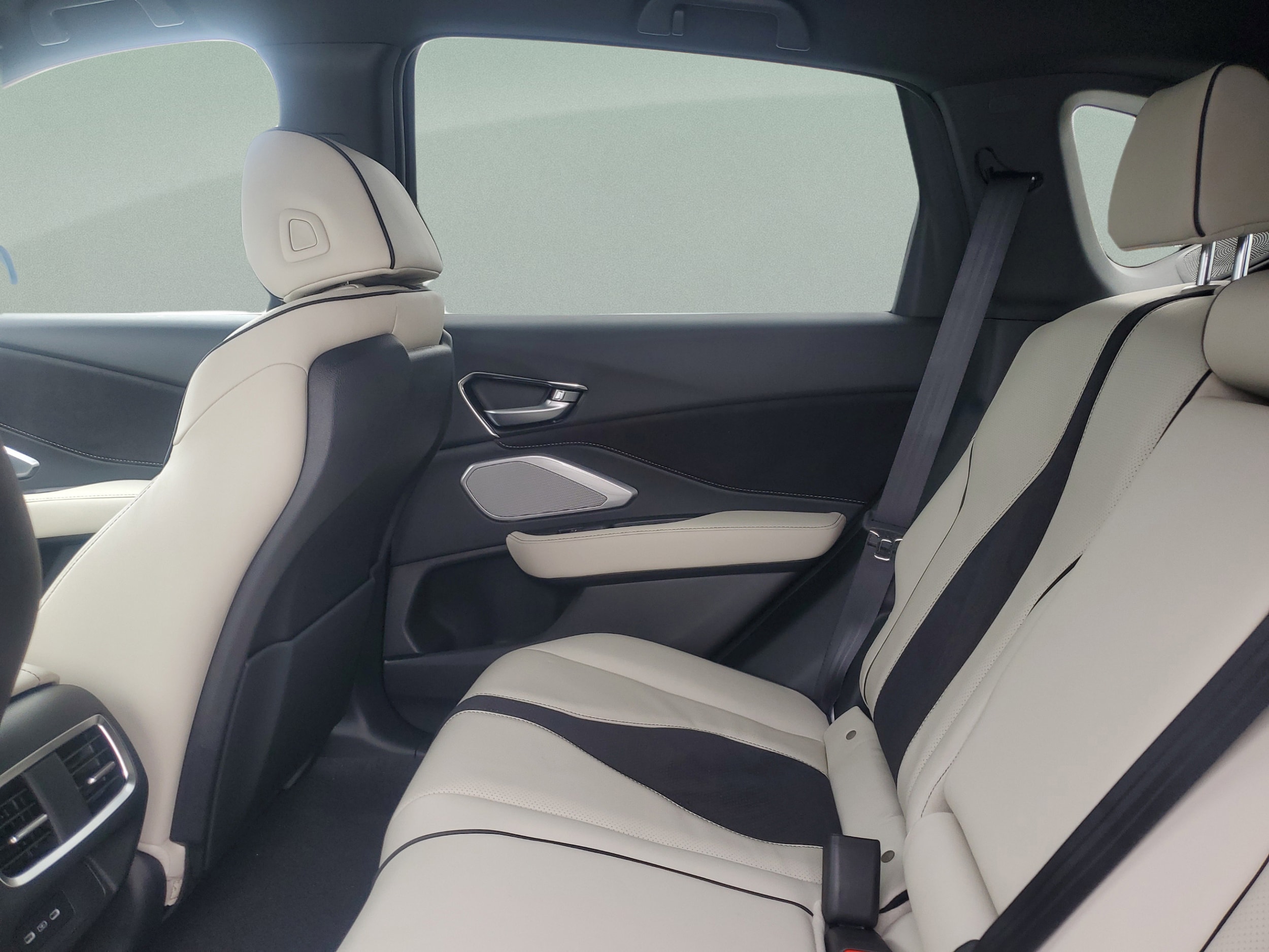 2026 Acura RDX A-Spec Package - Photo 10