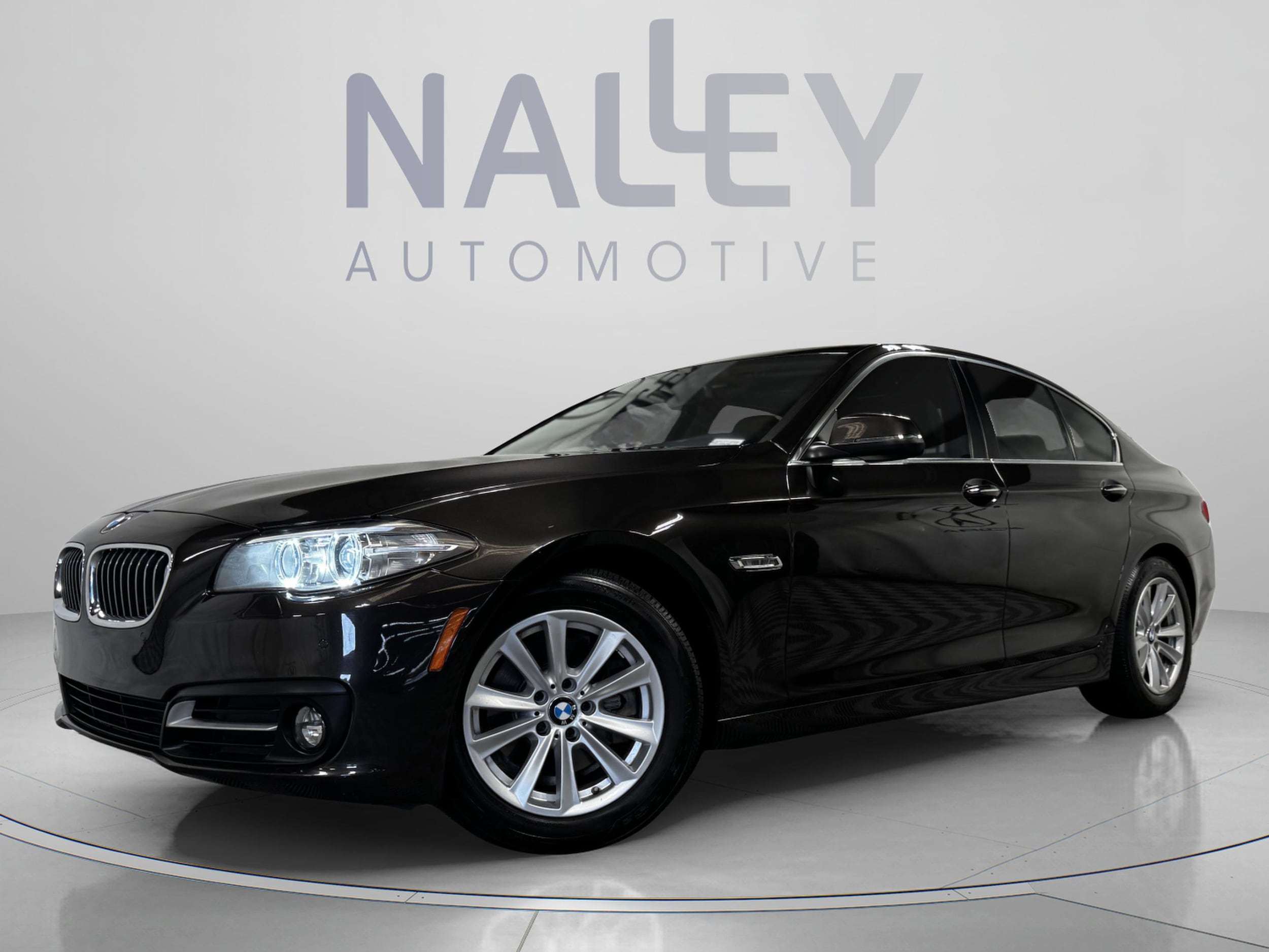 2016 BMW 5 Series 528i Sedan M Sport Line's photo