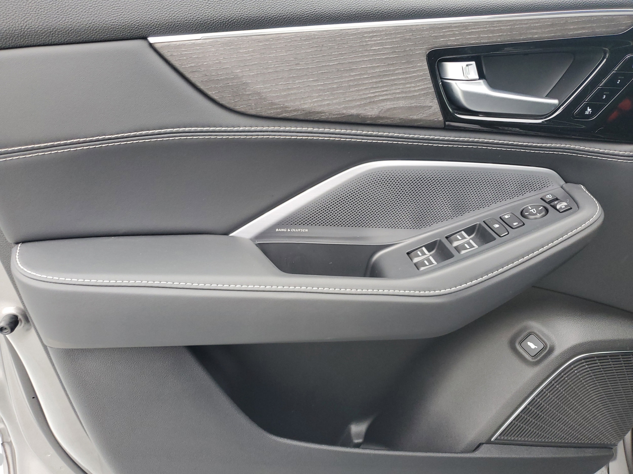 2026 Acura MDX Advance Package - Photo 32