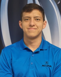 Staff member Nicolas Castillo from ID_fa56a666c601