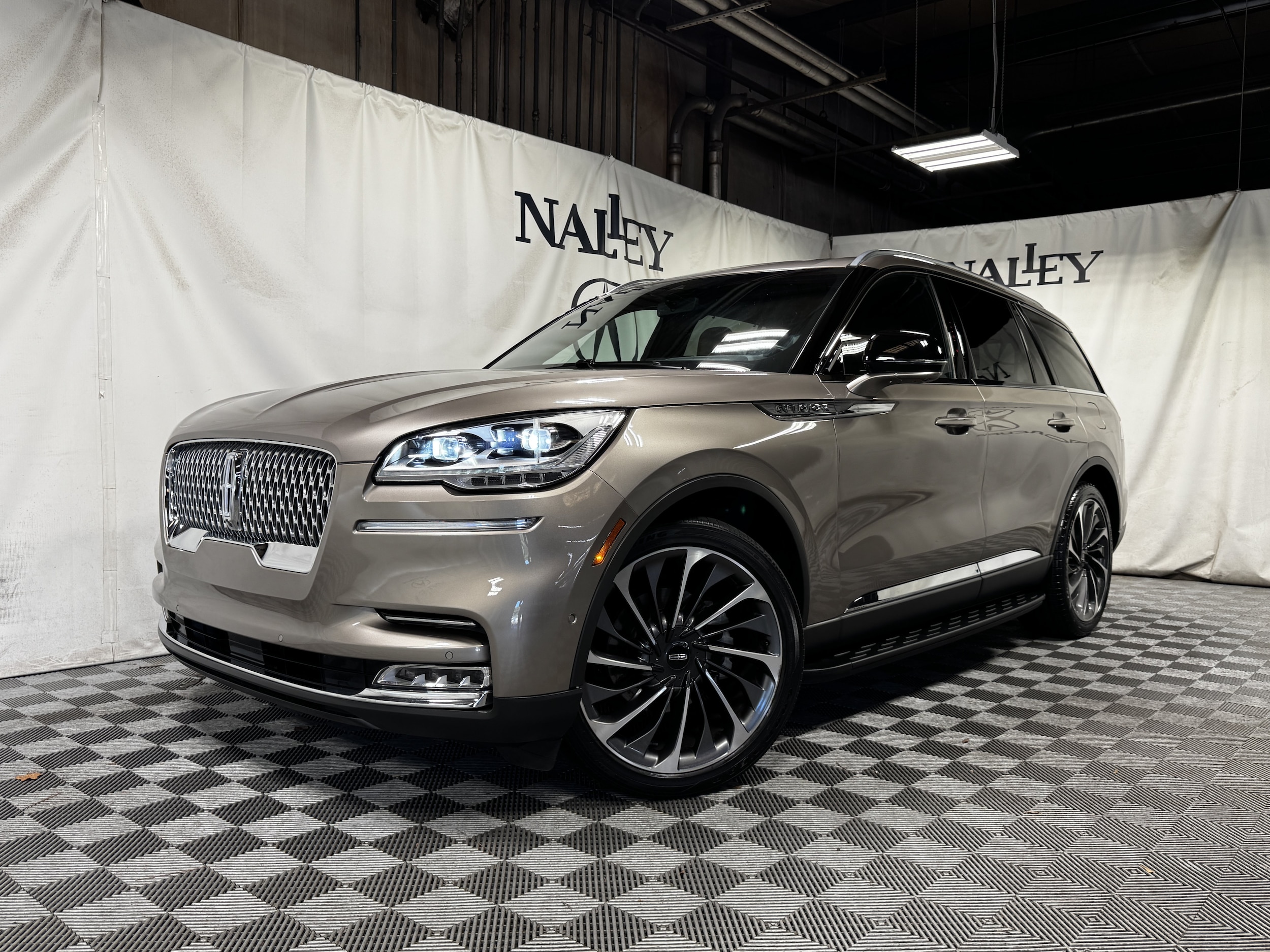 2020 Lincoln Aviator
