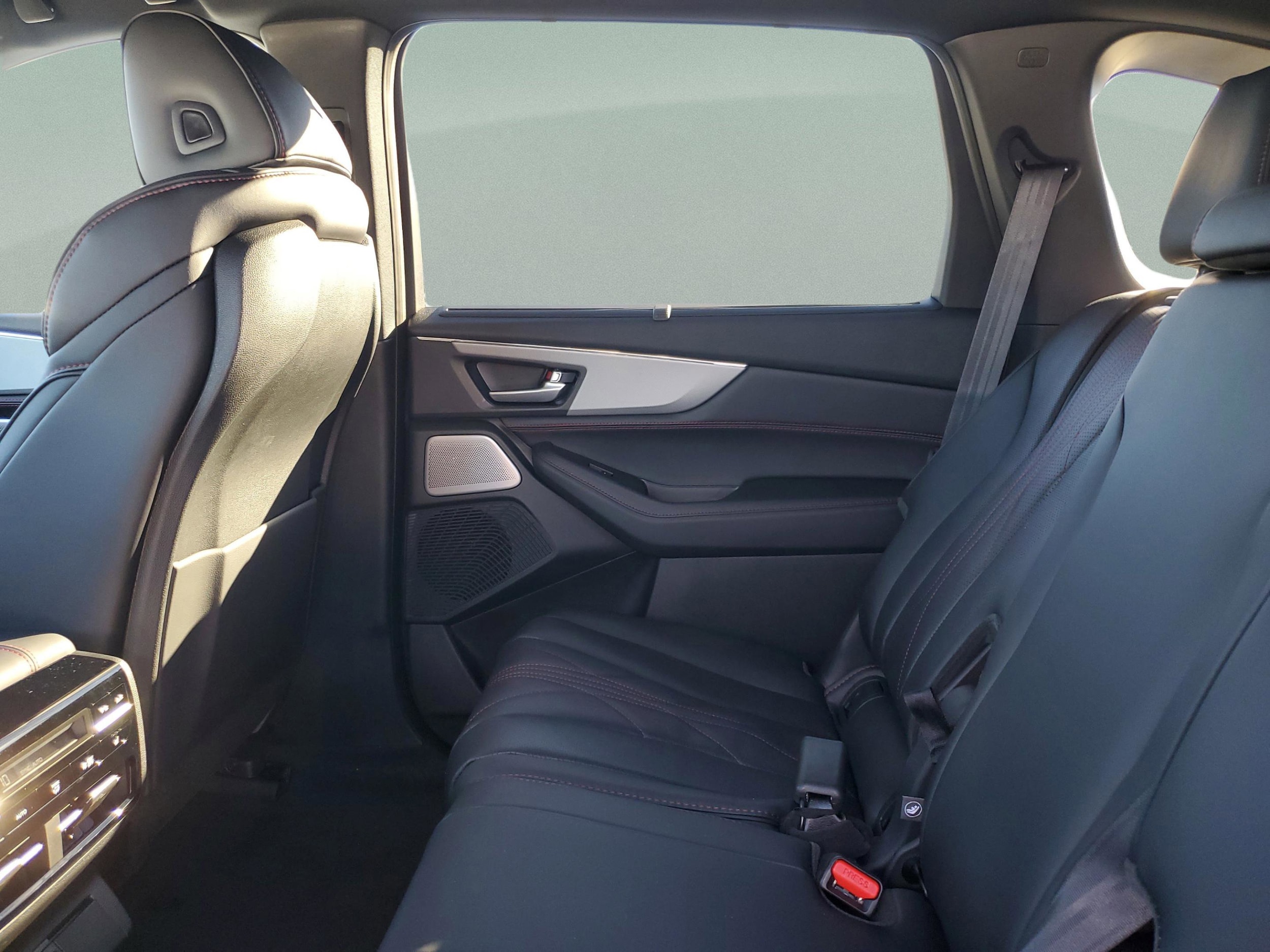 2026 Acura MDX A-Spec w/Advance Package - Photo 10