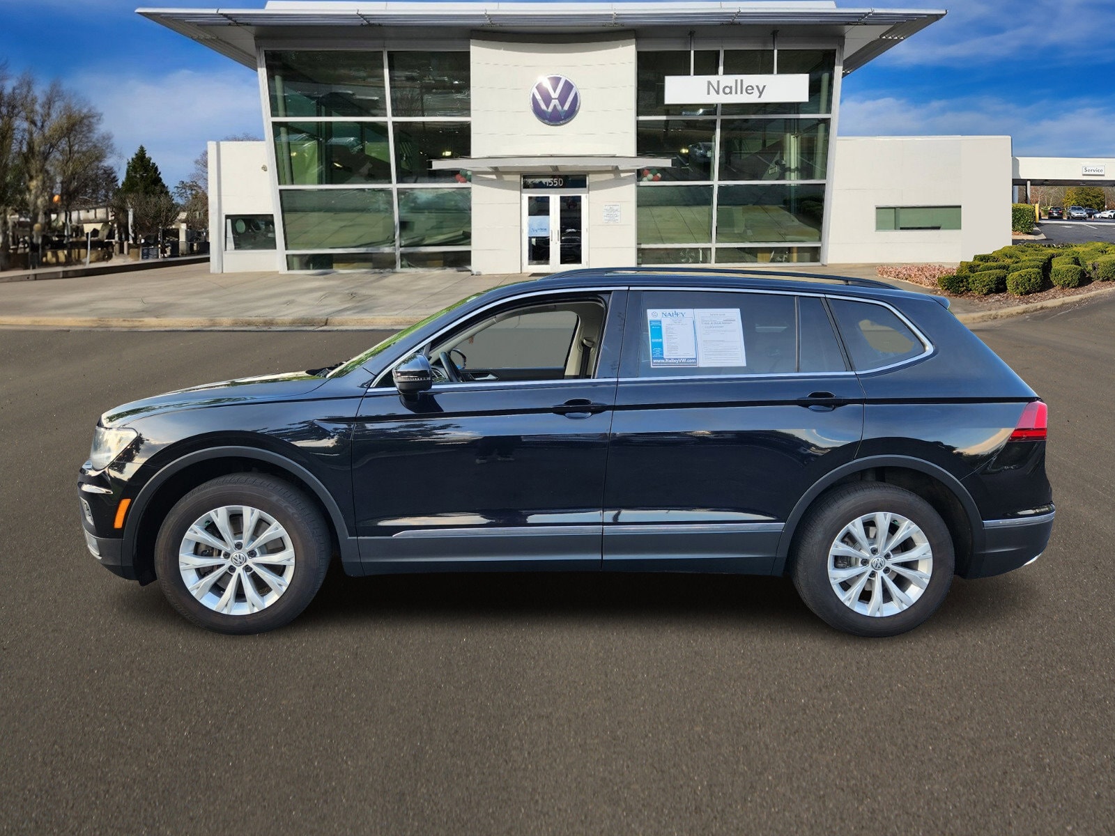 Used 2018 Volkswagen Tiguan SE with VIN 3VV3B7AX0JM003119 for sale in Alpharetta, GA