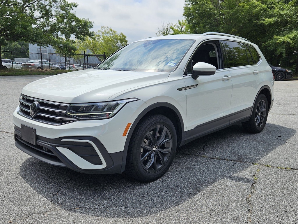 Used 2024 Volkswagen Tiguan 2.0T SE SUV