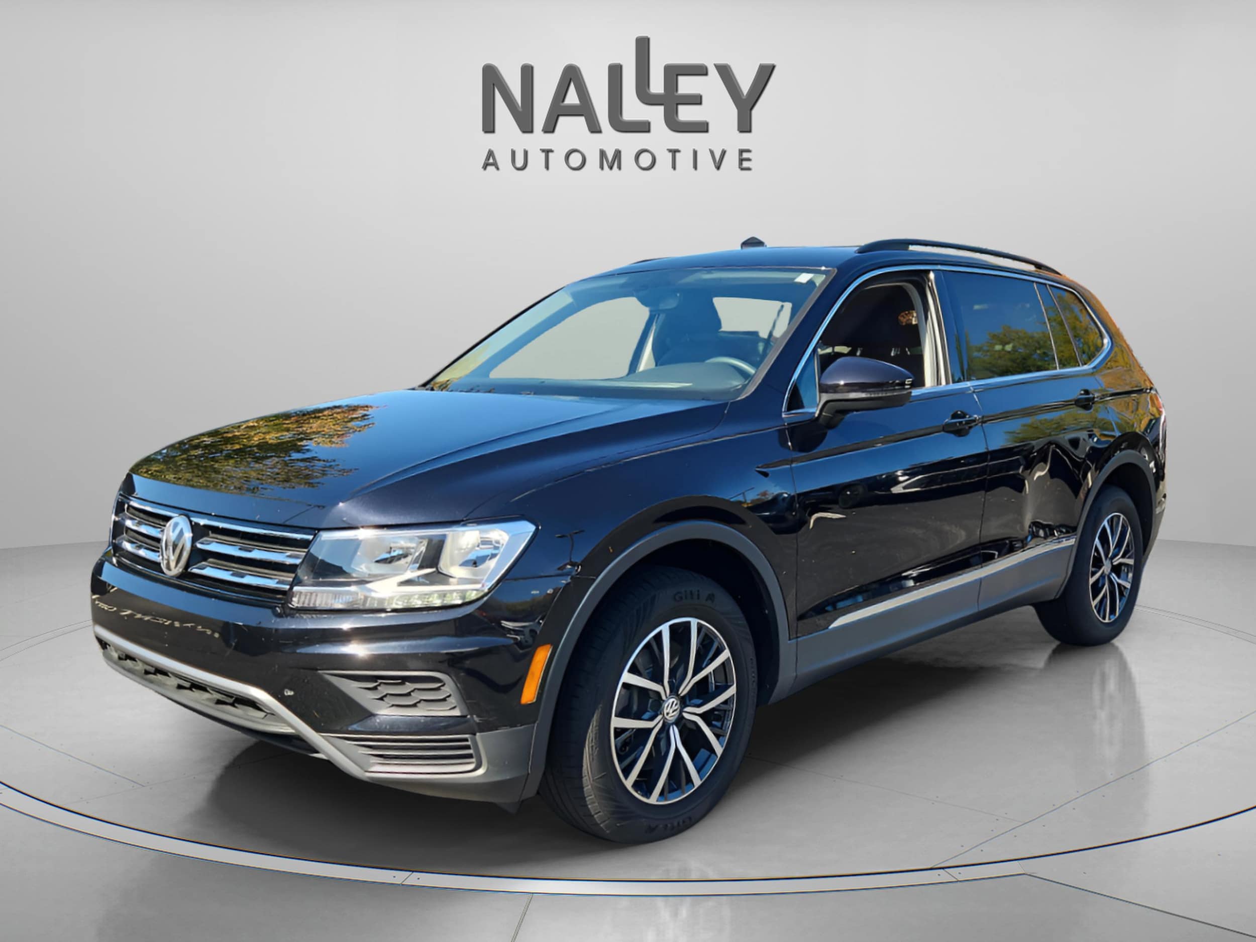2020 Volkswagen Tiguan SE's photo