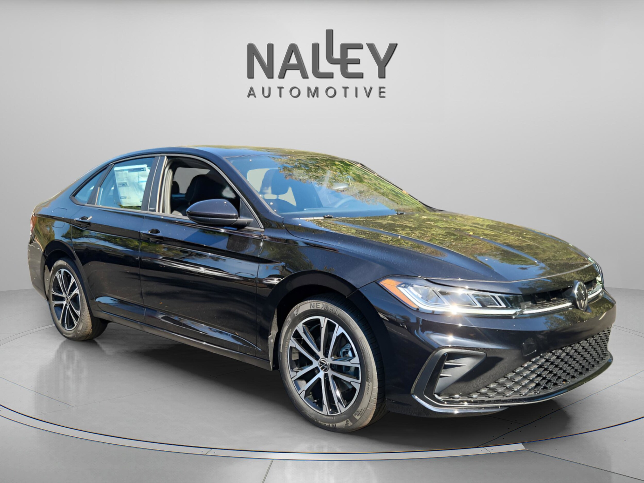 2026 Volkswagen Jetta 1.5T Sport photo 3