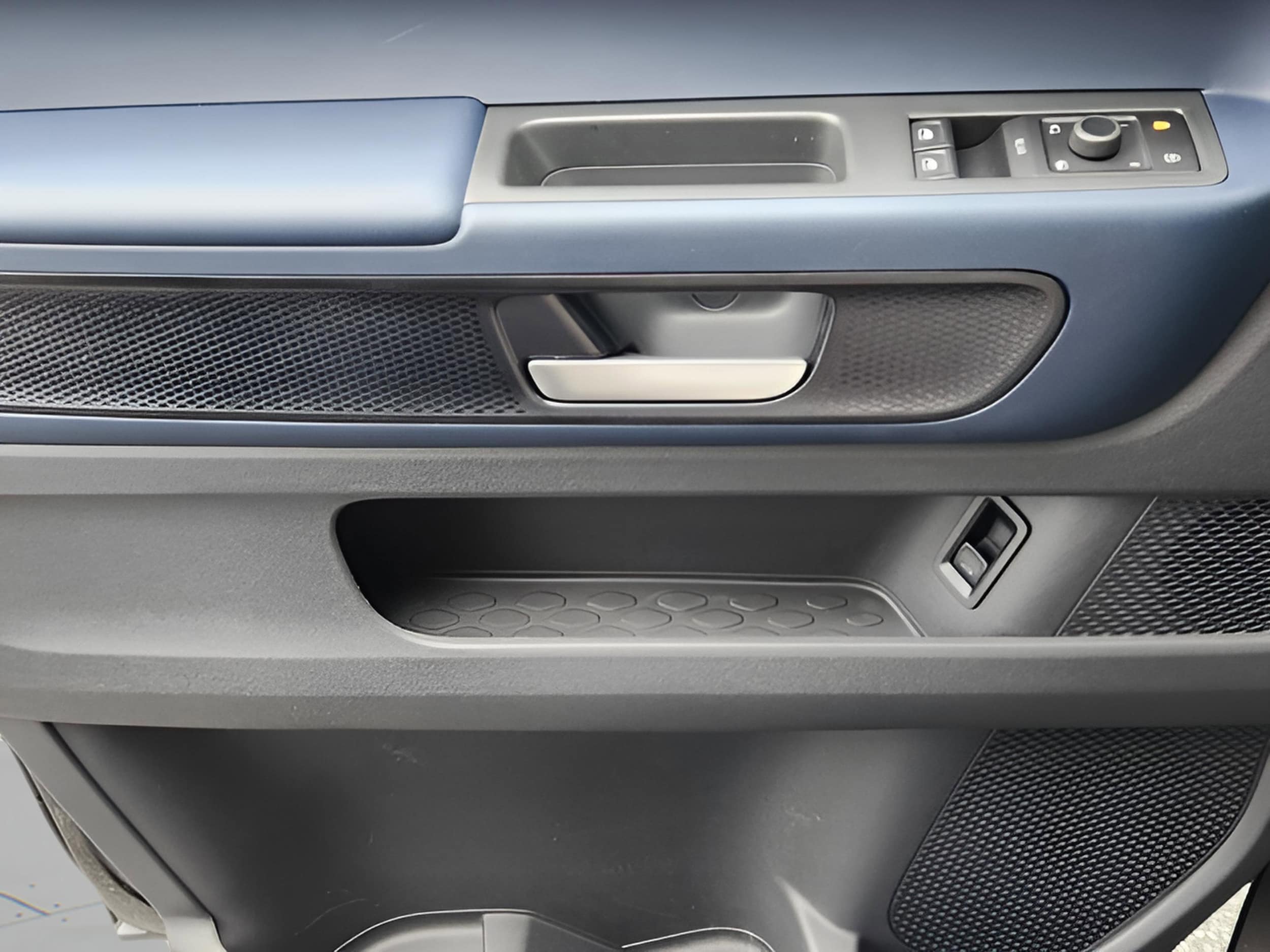 2025 Volkswagen ID. Buzz PRO S - Photo 26