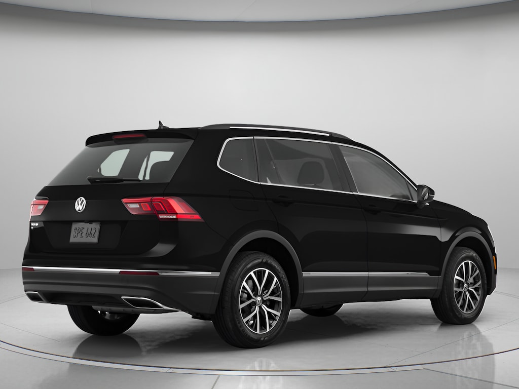 Used 2021 Volkswagen Tiguan SE SUV