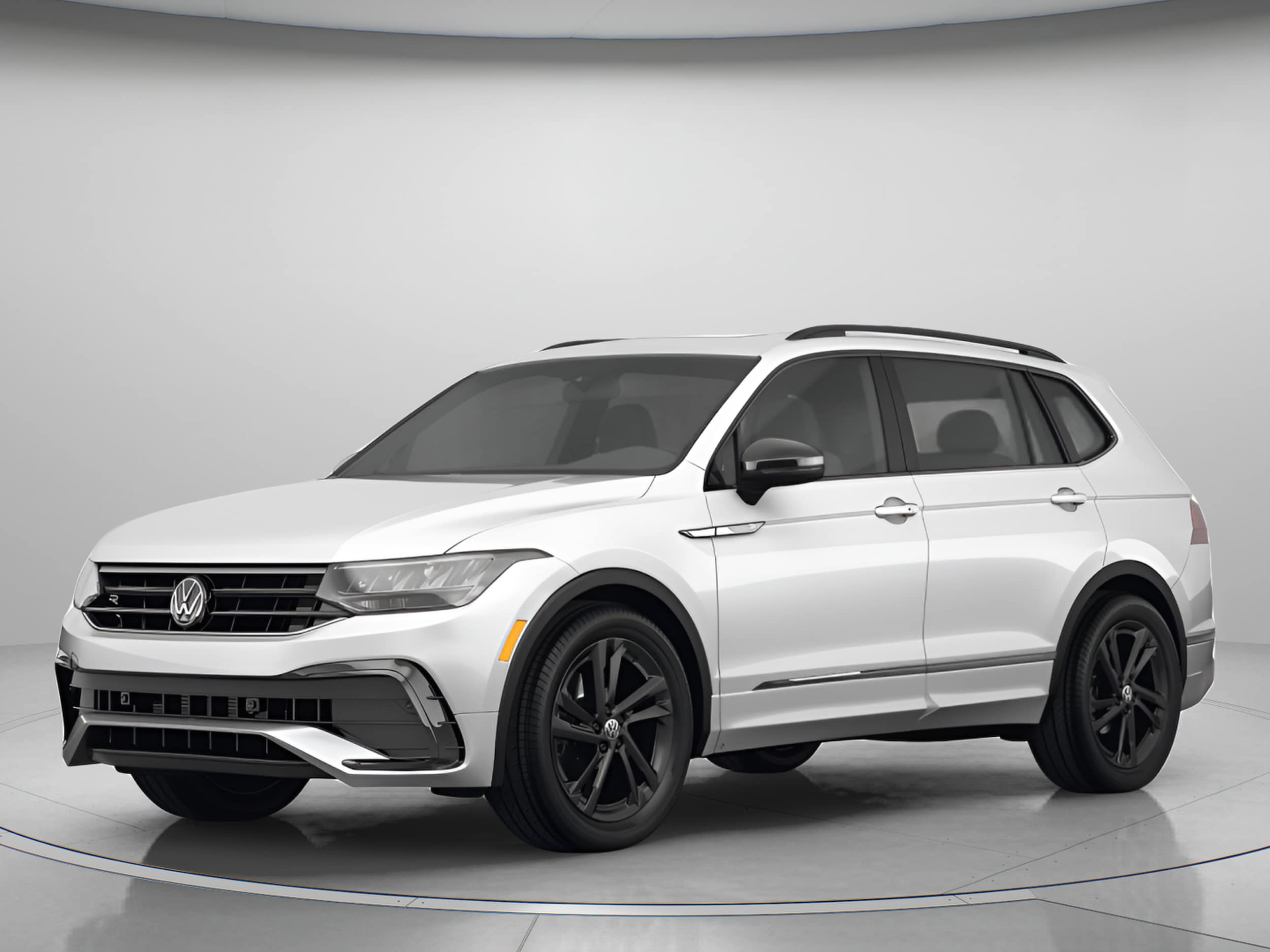 2023 Volkswagen Tiguan 2.0T SE's photo