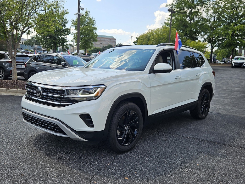 Certified 2022 Volkswagen Atlas 2.0T SE w/Technology SUV
