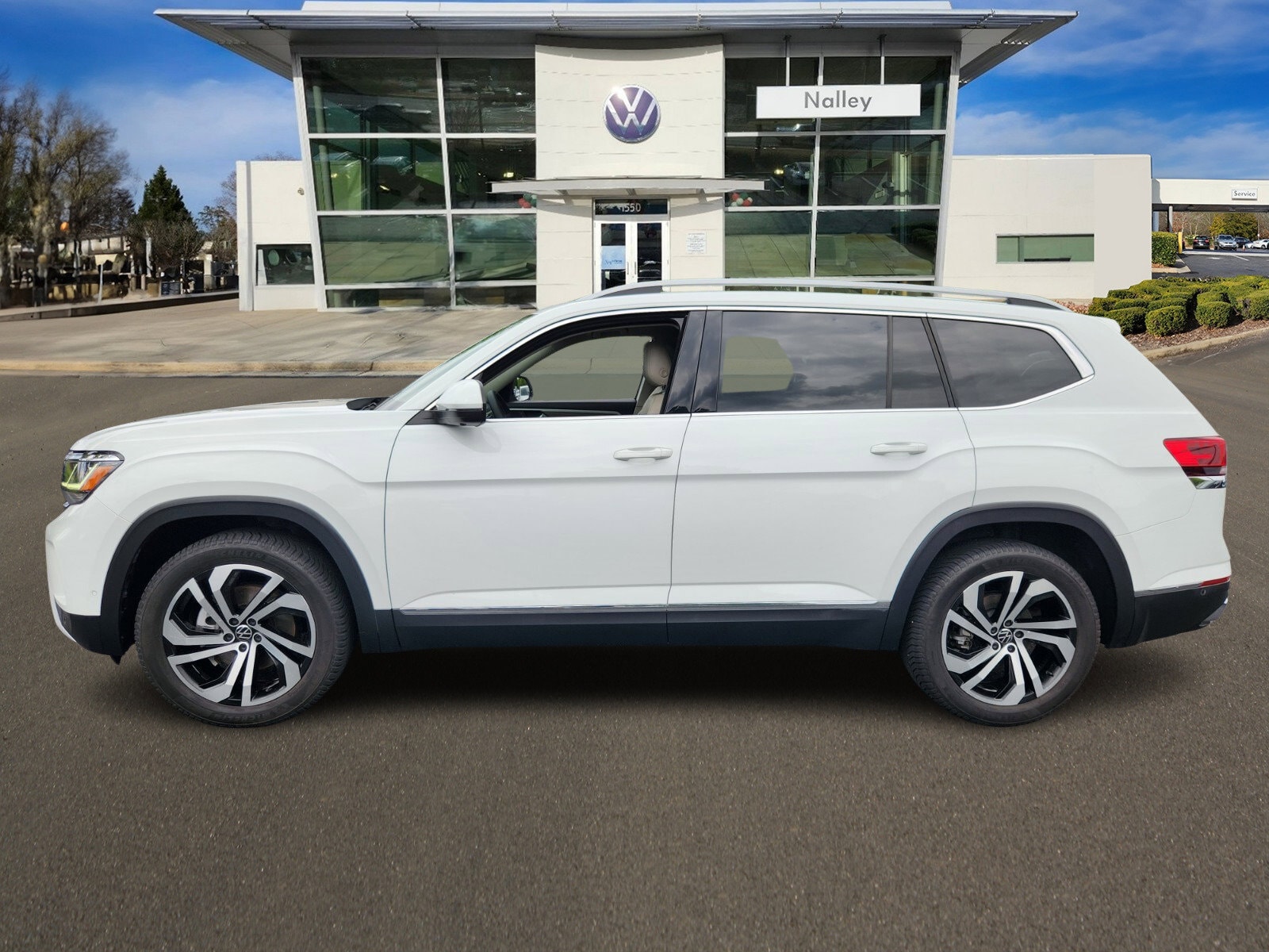 Used 2021 Volkswagen Atlas SEL Premium with VIN 1V2TR2CA5MC578391 for sale in Alpharetta, GA