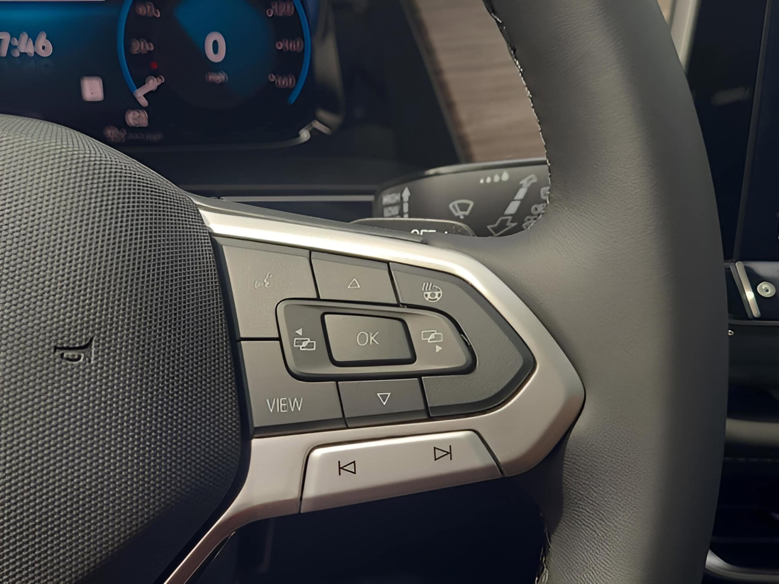 2026 Volkswagen Atlas SEL Premium R-Line - Photo 18