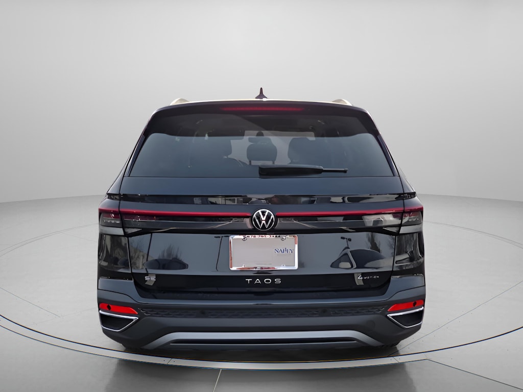 New 2026 Volkswagen Taos 1.5T SE SUV