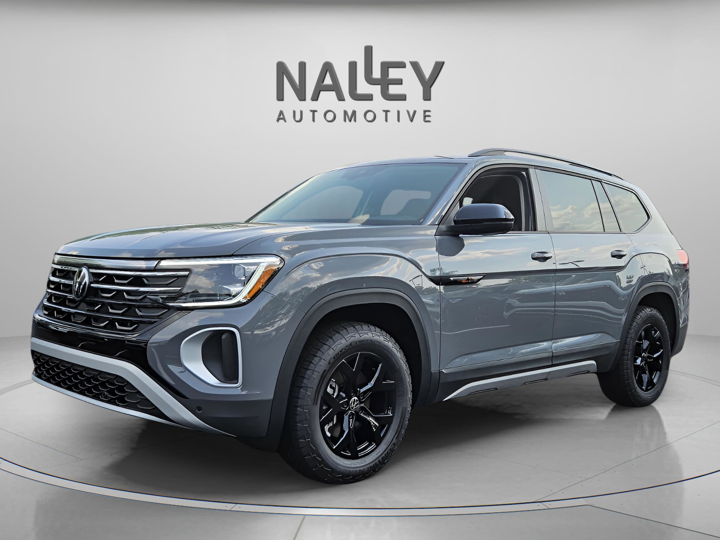 2025 Volkswagen Atlas Atlas Peak Edition's photo