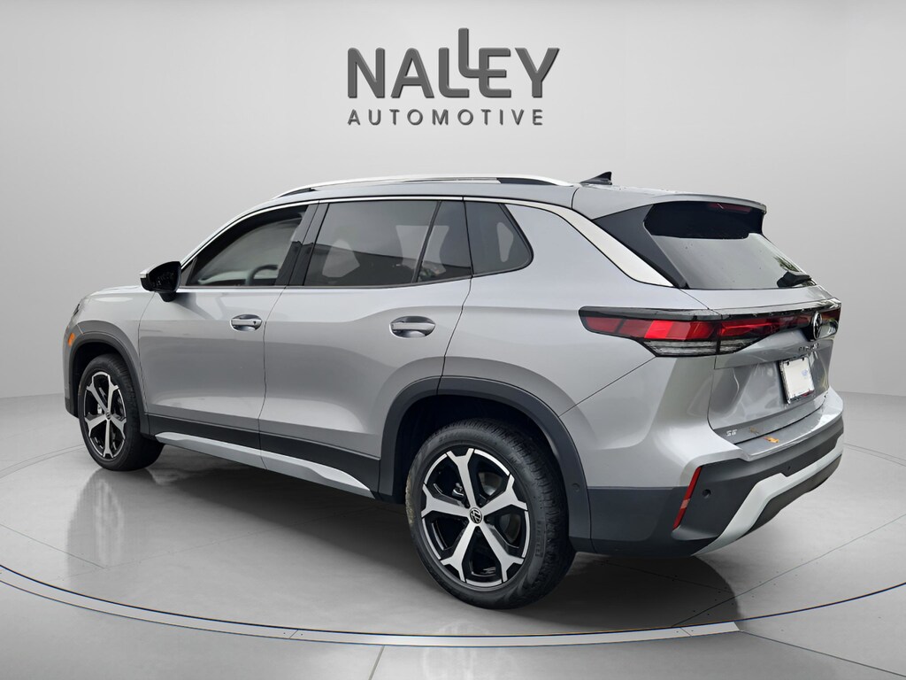 New 2025 Volkswagen Tiguan 2.0T SE SUV