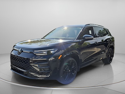 2025 Volkswagen Tiguan SE R-Line Black SUV