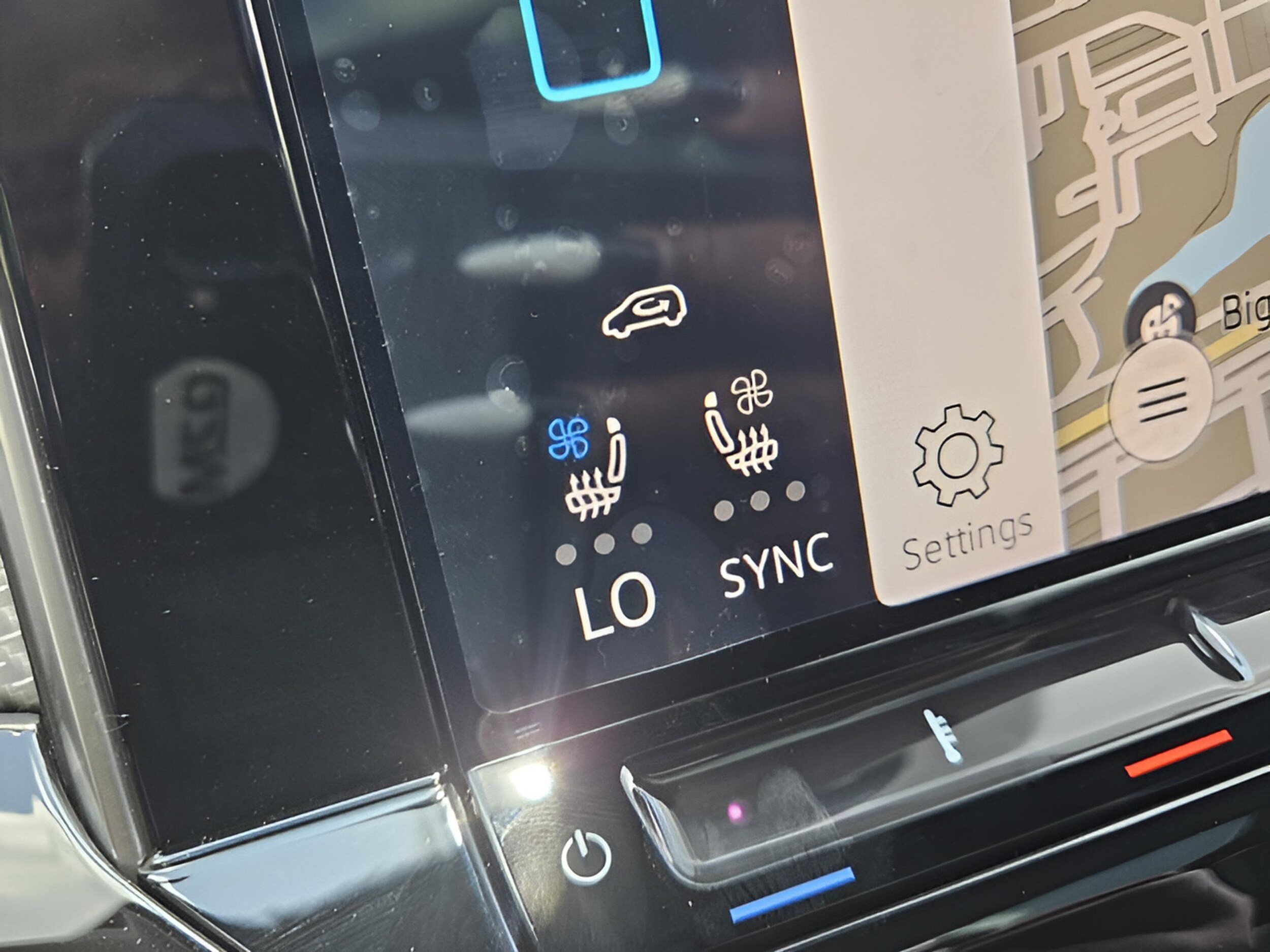 2025 Volkswagen Atlas Cross Sport SEL Premium R-LINE - Photo 31