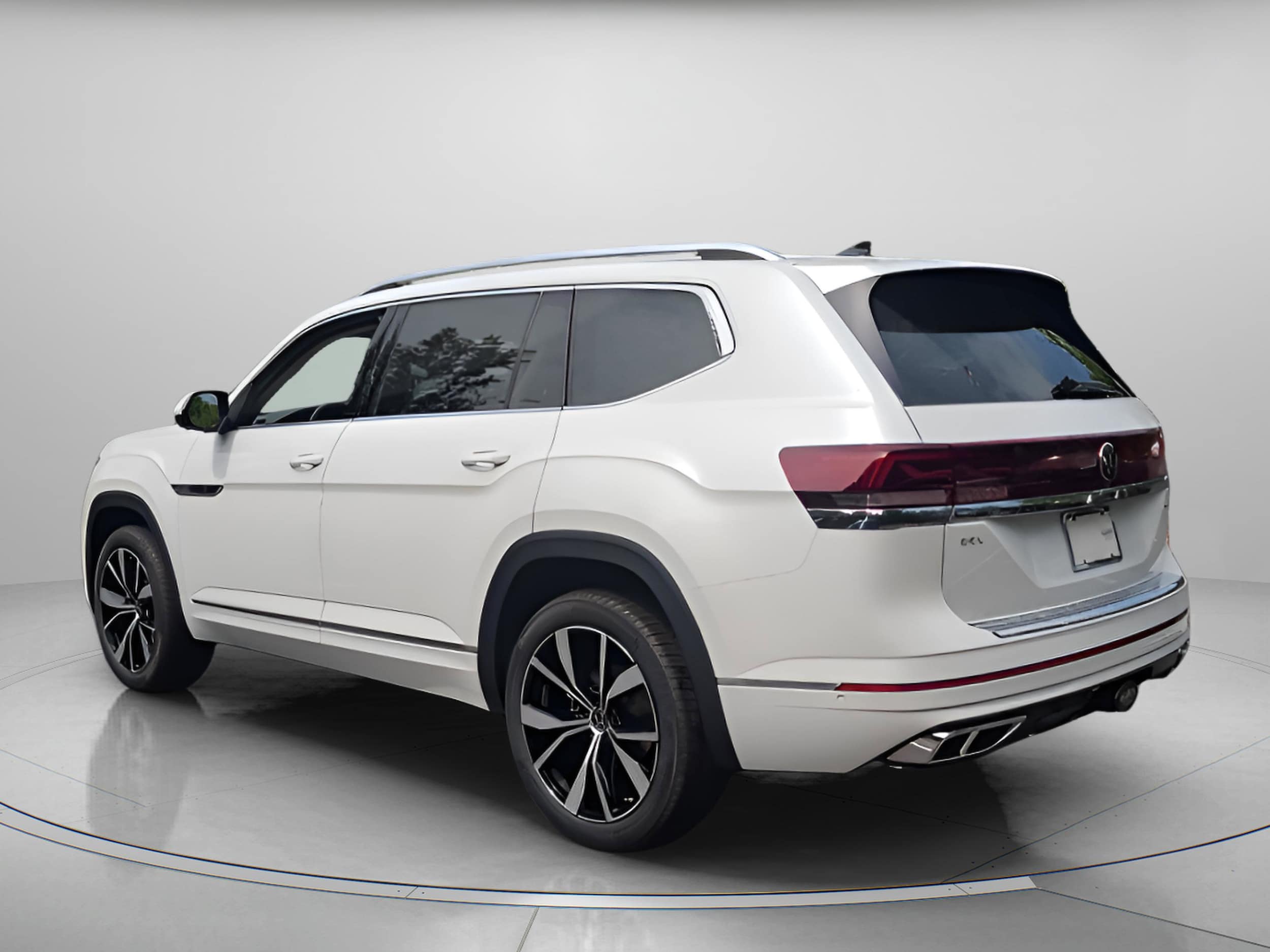 2026 Volkswagen Atlas SEL Premium R-Line - Photo 3