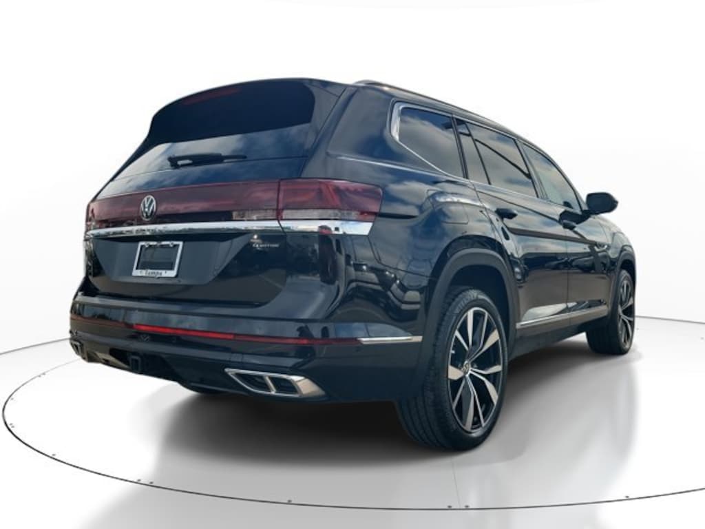 Used 2024 Volkswagen Atlas 2.0T SEL Premium R-Line SUV