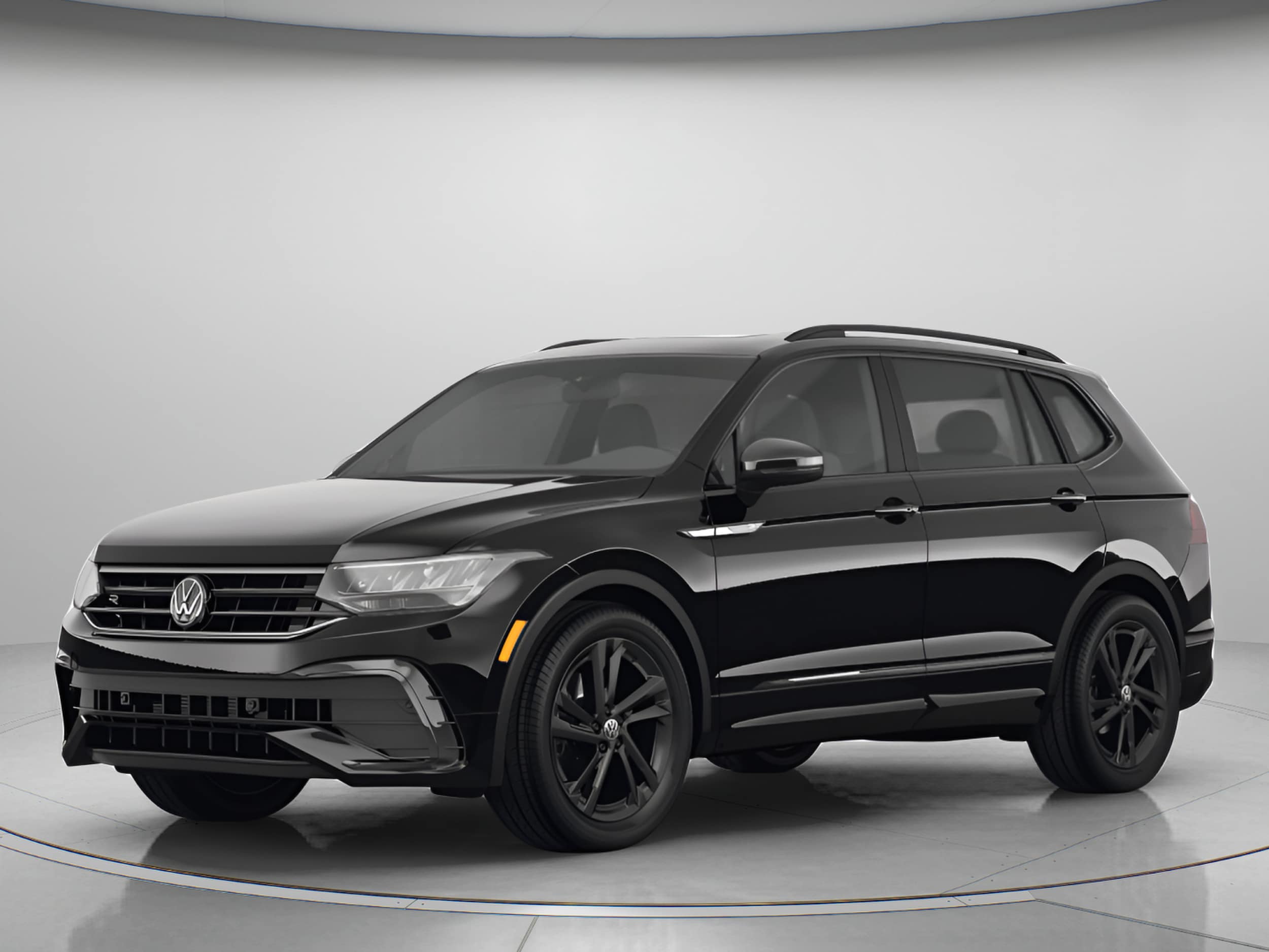 2023 Volkswagen Tiguan 2.0T SE's photo