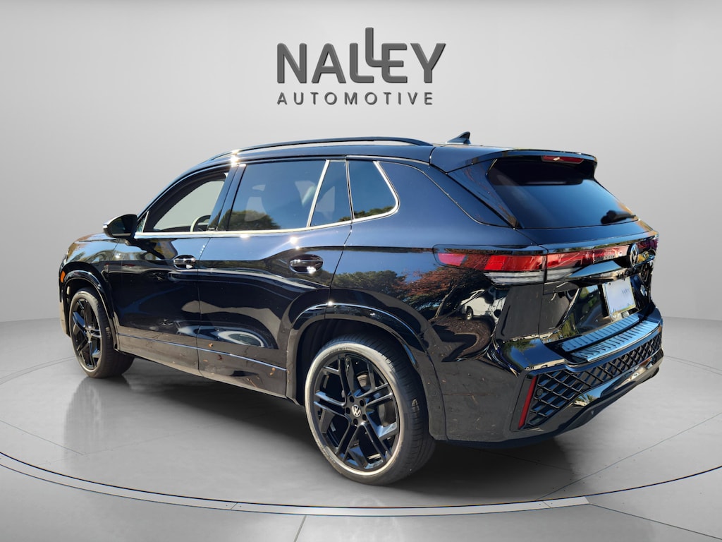 New 2026 Volkswagen Tiguan 2.0T SE SUV