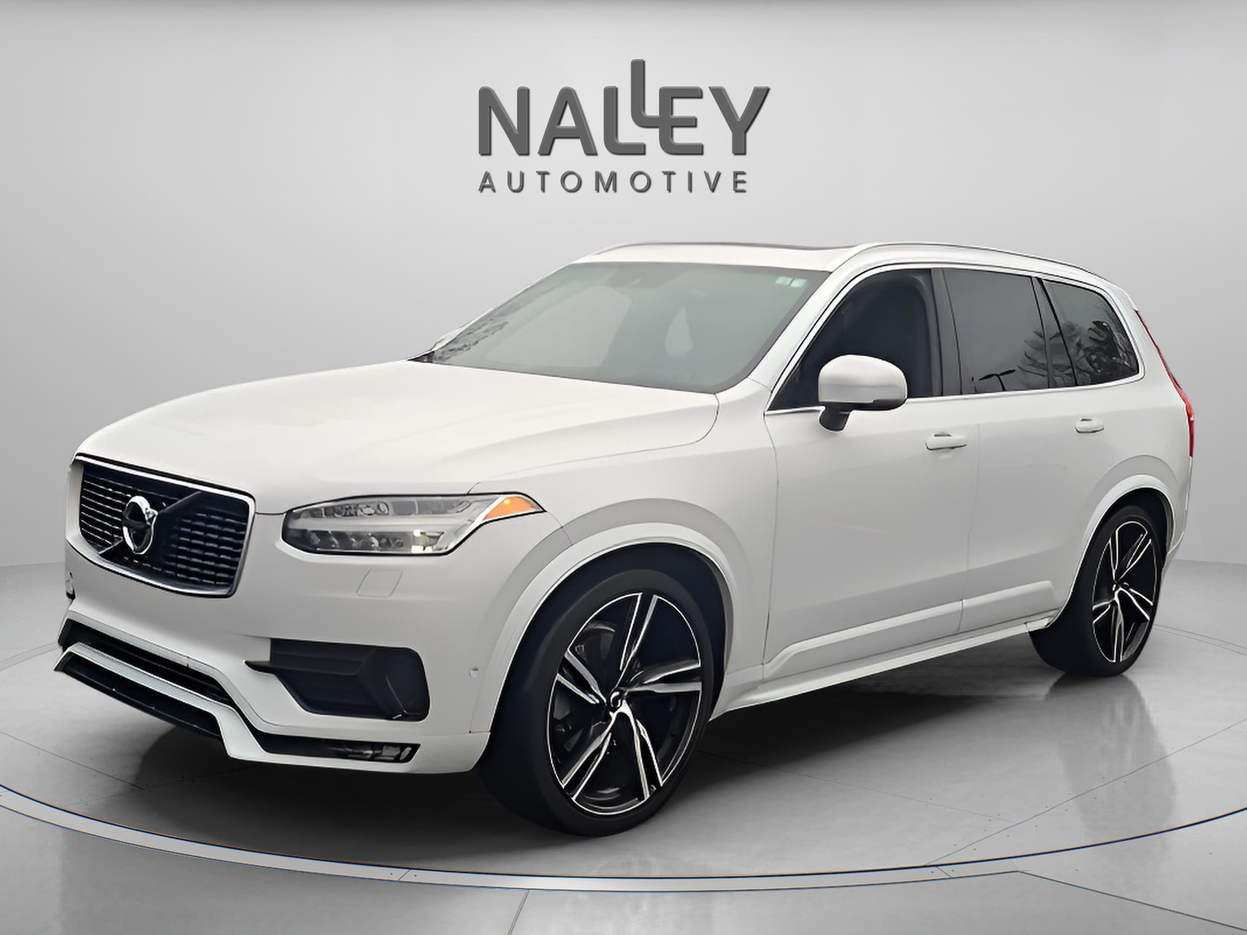 2019 Volvo XC90 R-Design