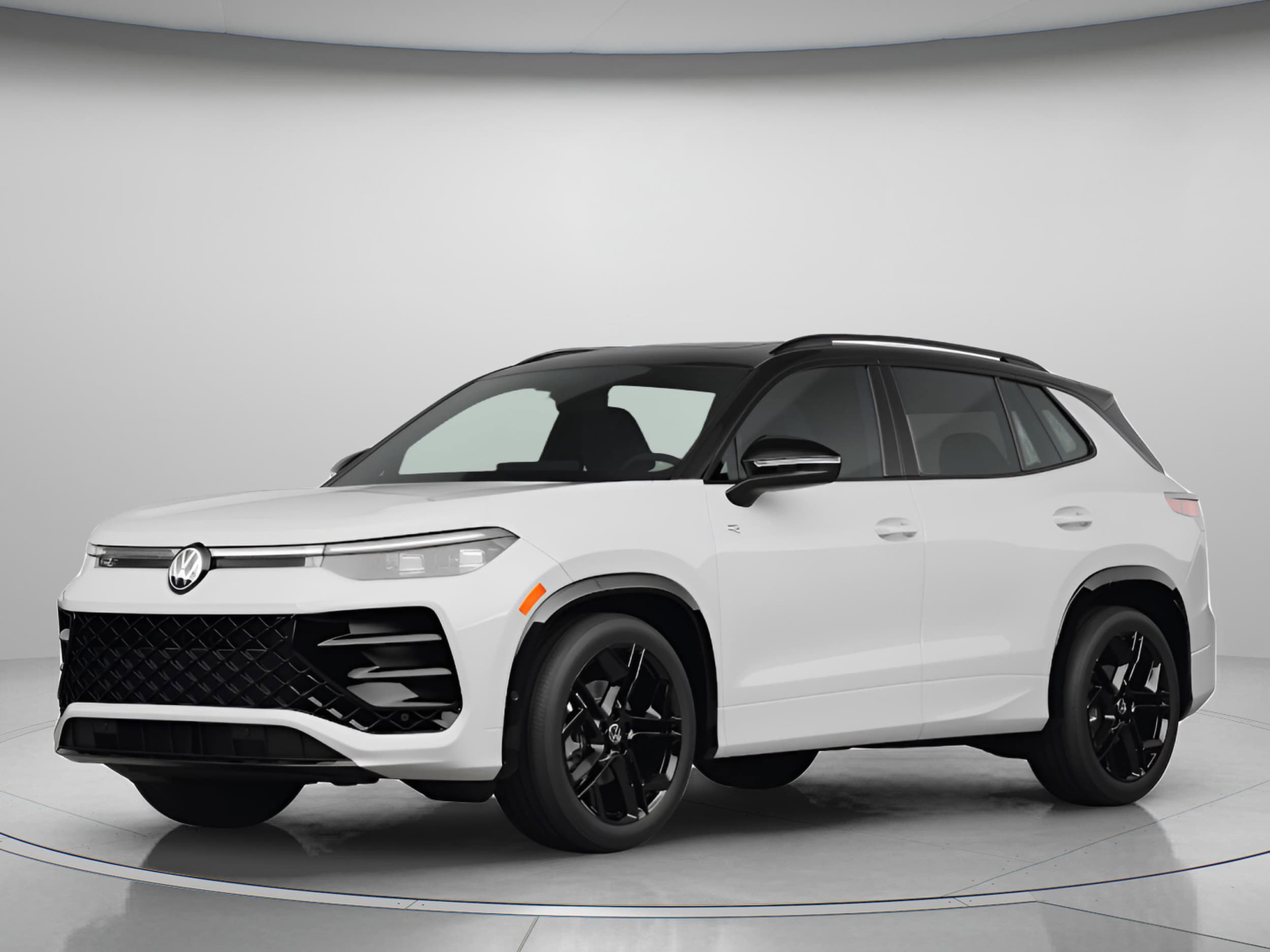 2026 Volkswagen Tiguan 2.0T SE's photo