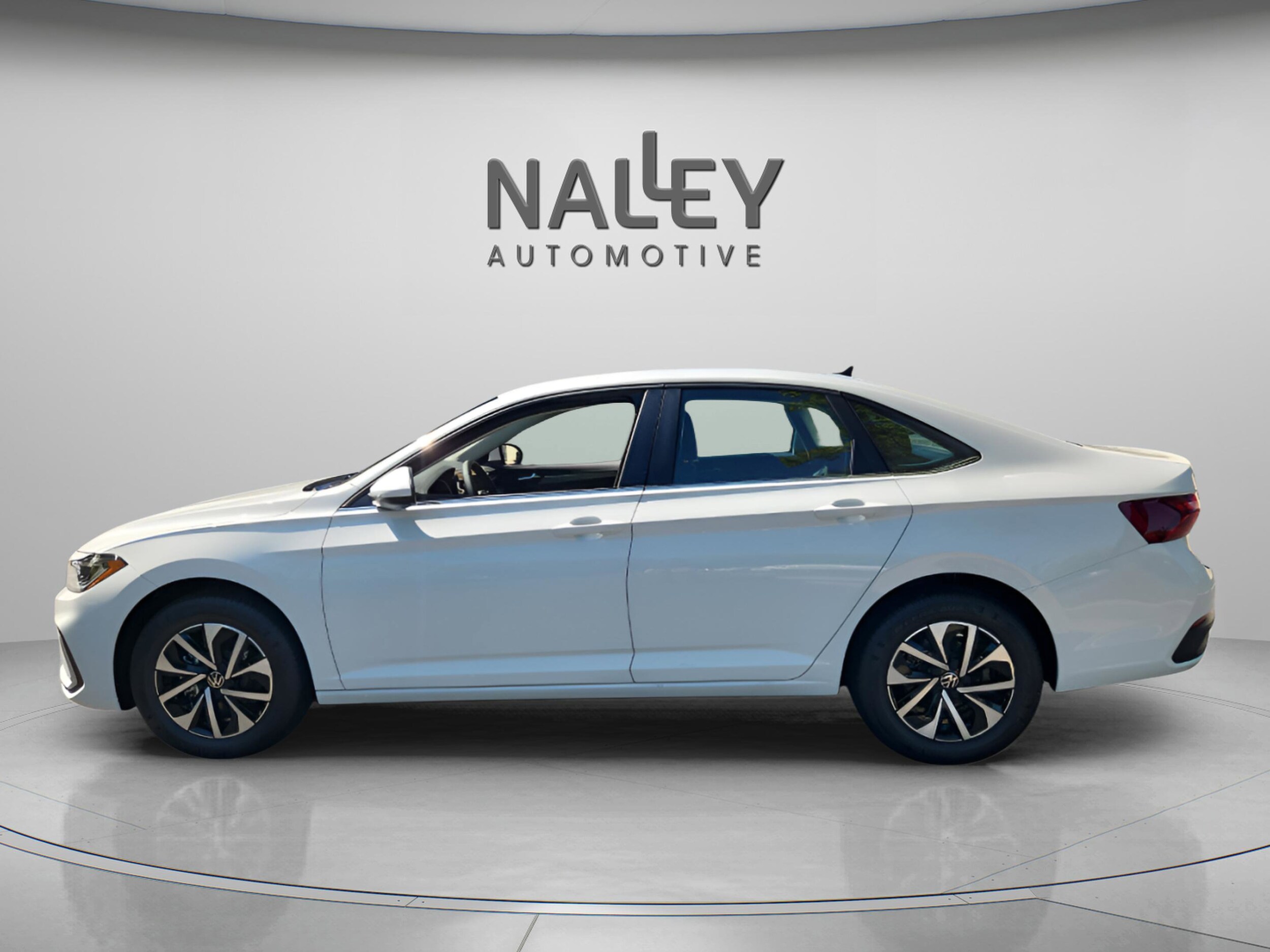 2025 Volkswagen Jetta 1.5T S photo 2