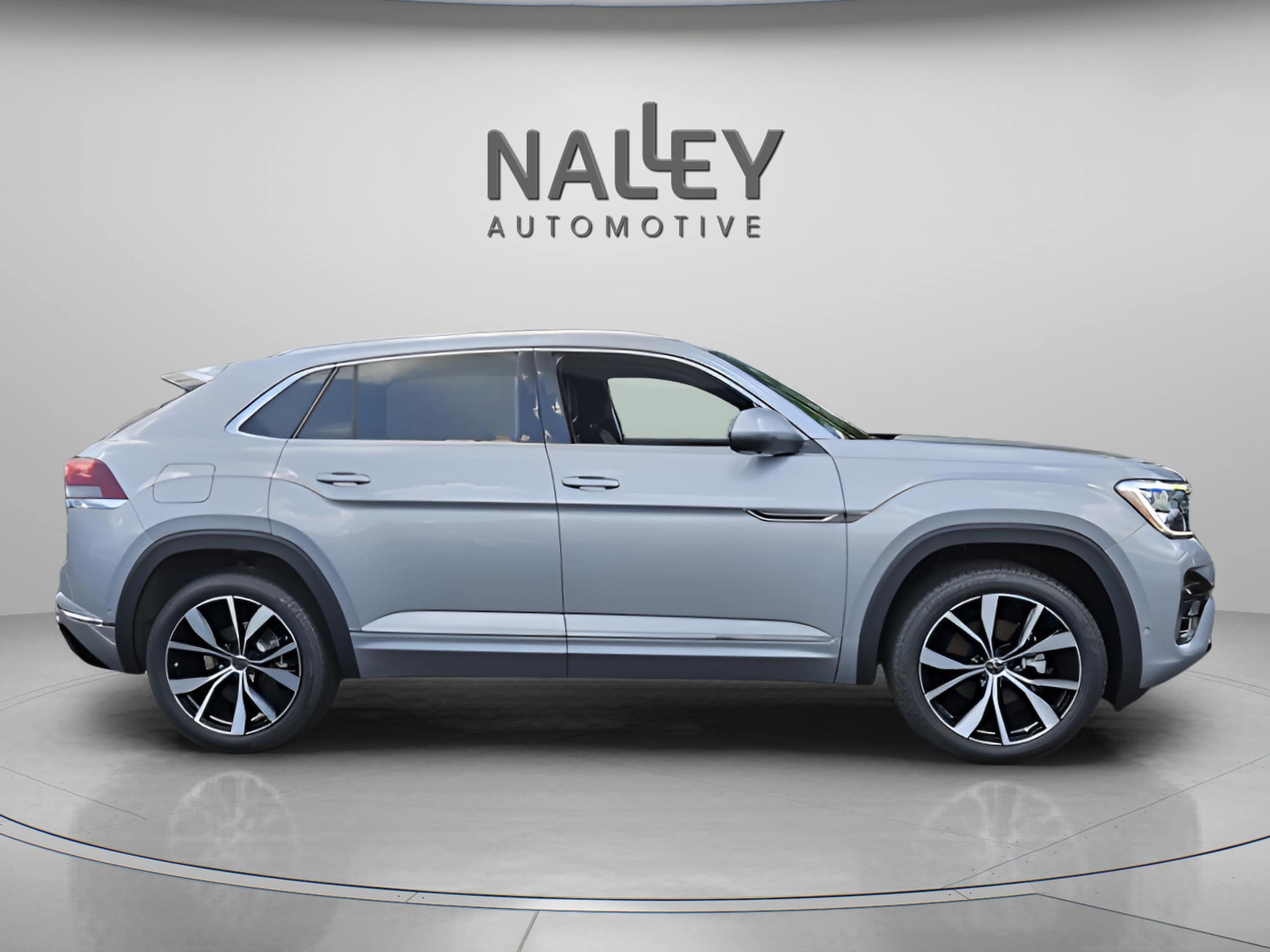 2025 Volkswagen Atlas Cross Sport SEL Premium R-LINE - Photo 8