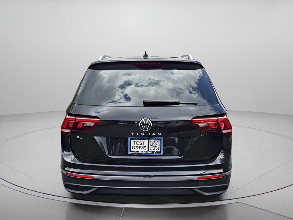 Certified 2023 Volkswagen Tiguan SE SUV