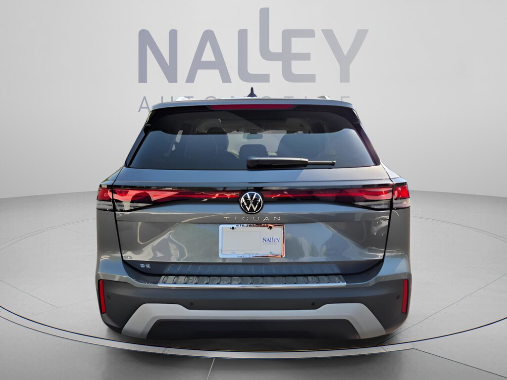 New 2026 Volkswagen Tiguan 2.0T SE SUV