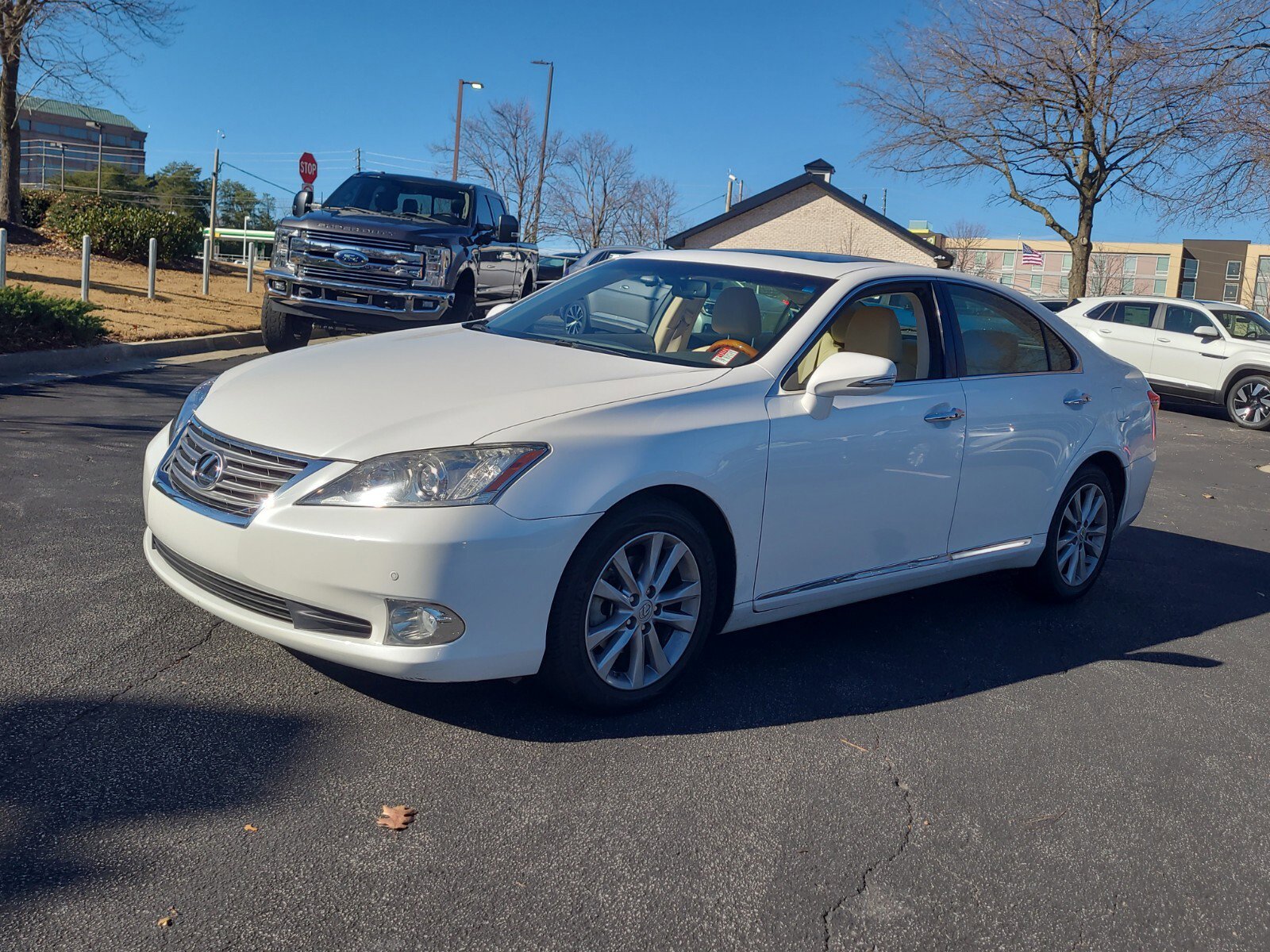 2010 Lexus ES 350's photo