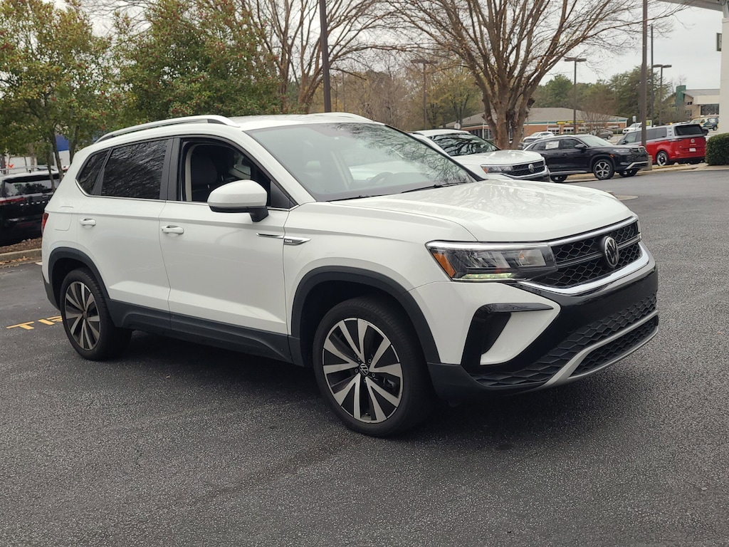 Used 2022 Volkswagen Taos SE SUV