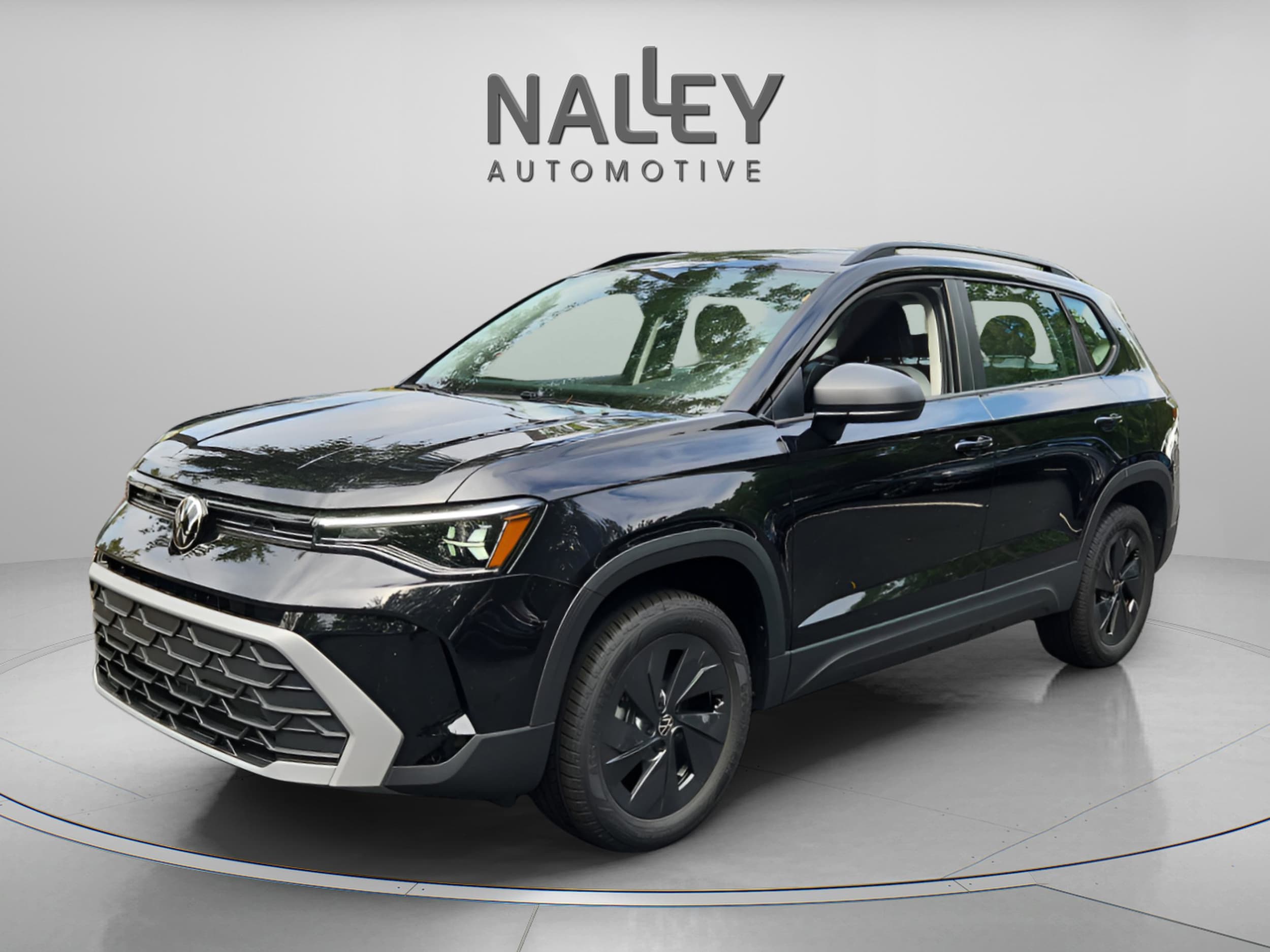 2025 Volkswagen Taos S's photo