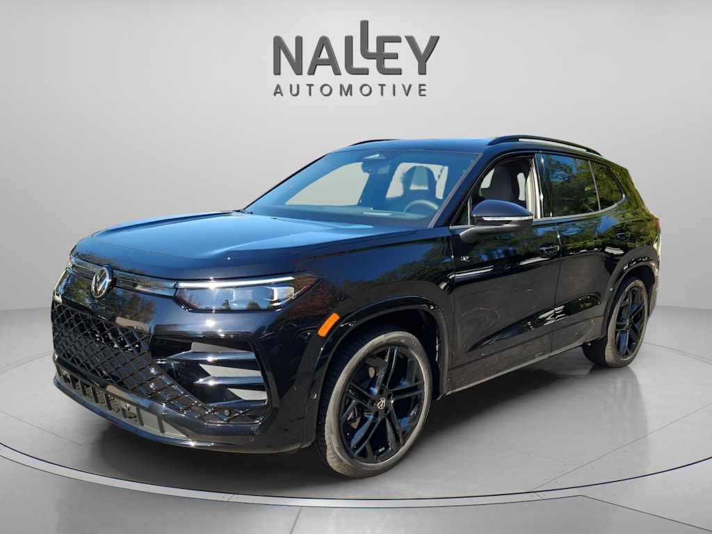 New 2026 Volkswagen Tiguan 2.0T SE SUV