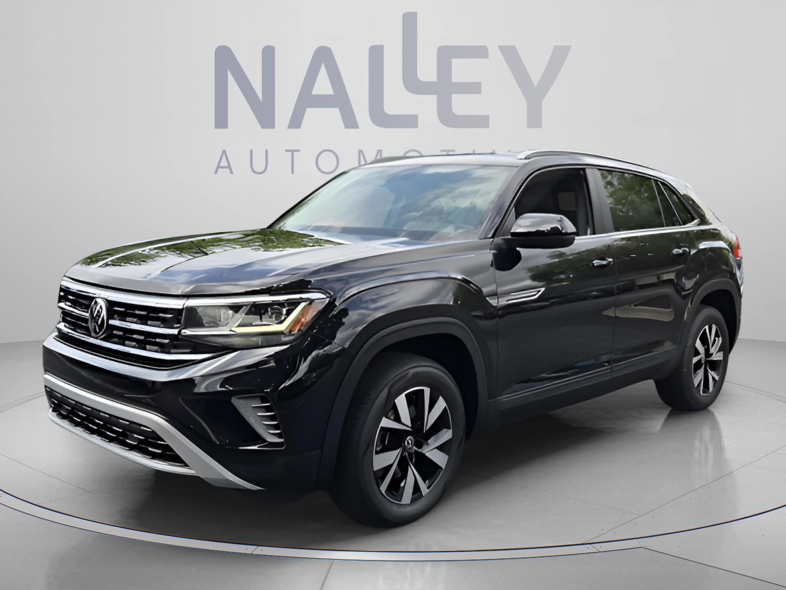 2022 Volkswagen Atlas Cross Sport 2.0T SE's photo