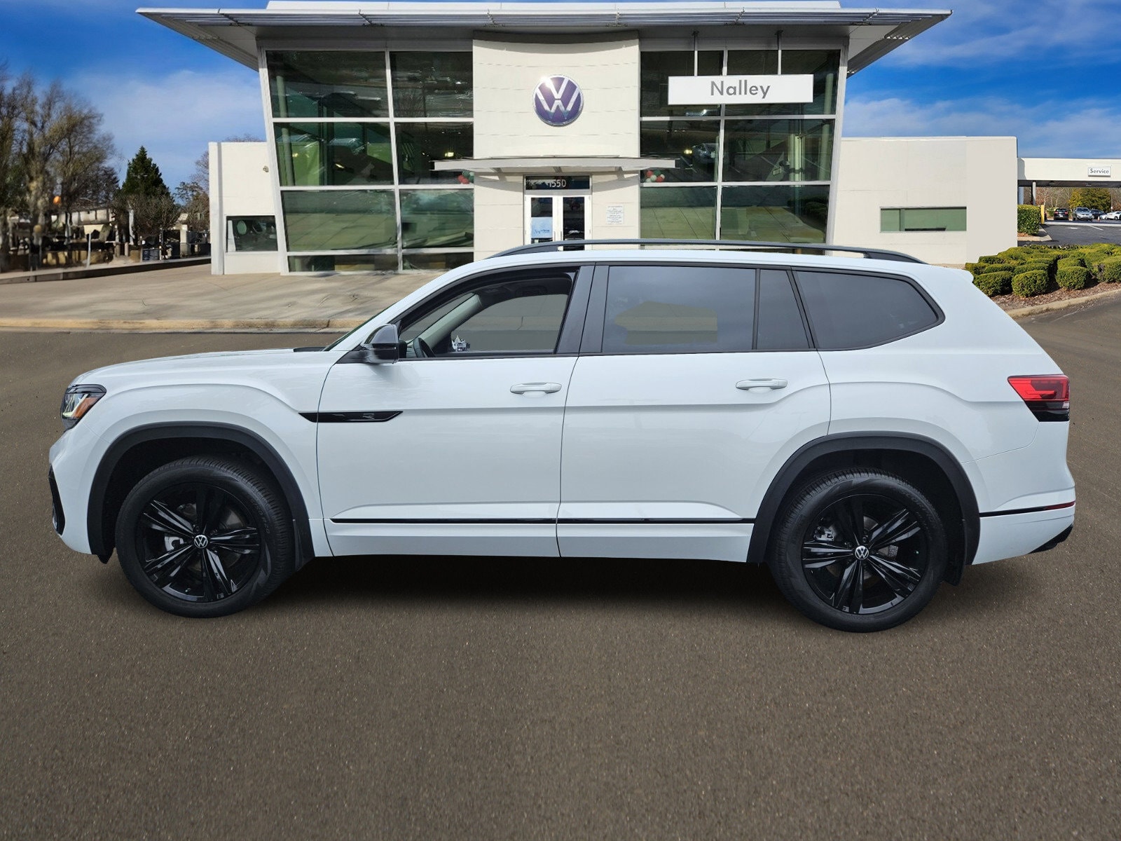 Used 2022 Volkswagen Atlas SEL R-Line Black with VIN 1V2SR2CA0NC551659 for sale in Alpharetta, GA