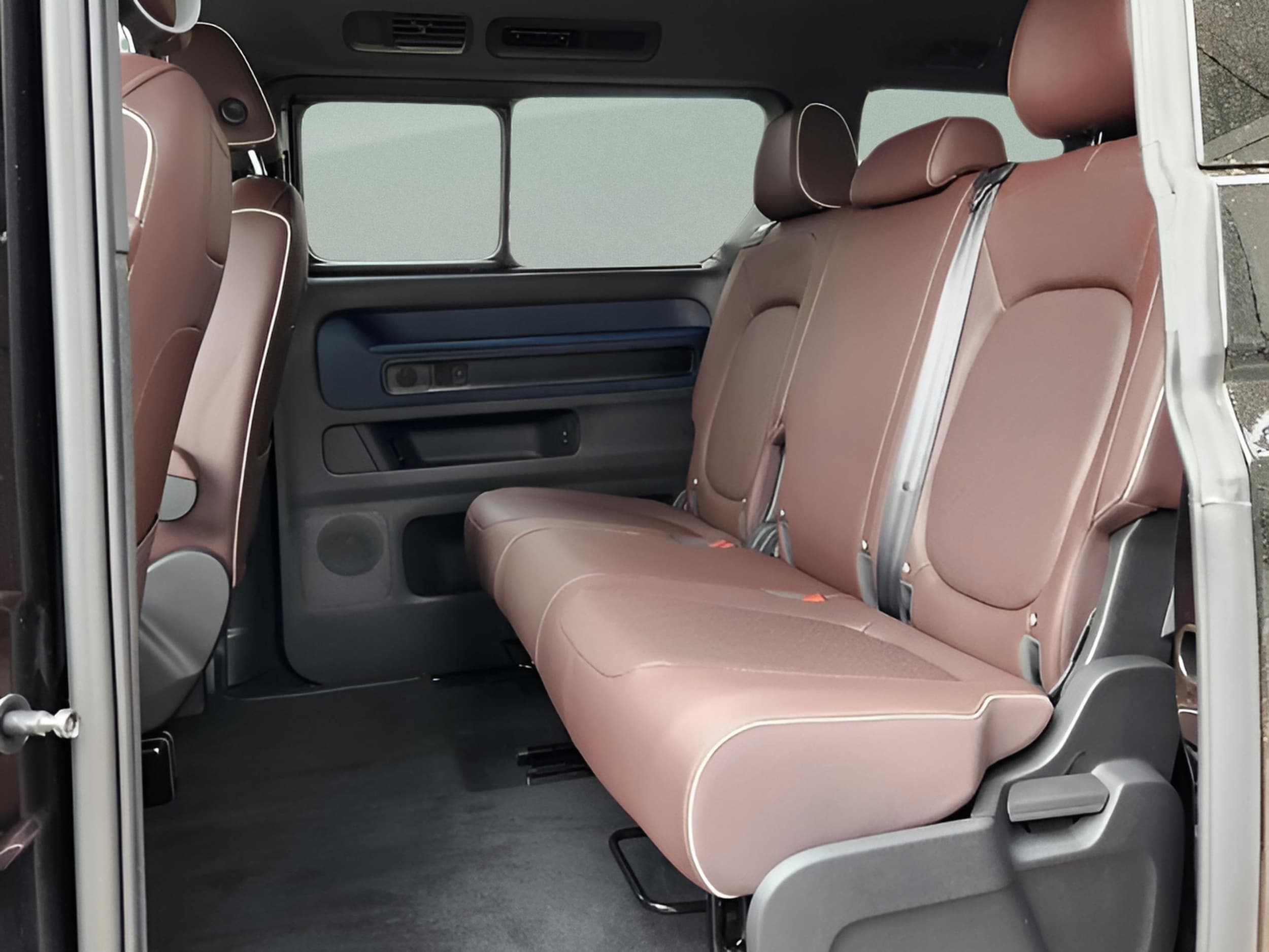 2025 Volkswagen ID. Buzz PRO S - Photo 9